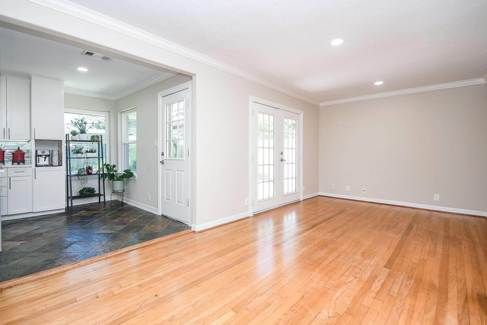 5315 Briarbend Drive Property Photo 38