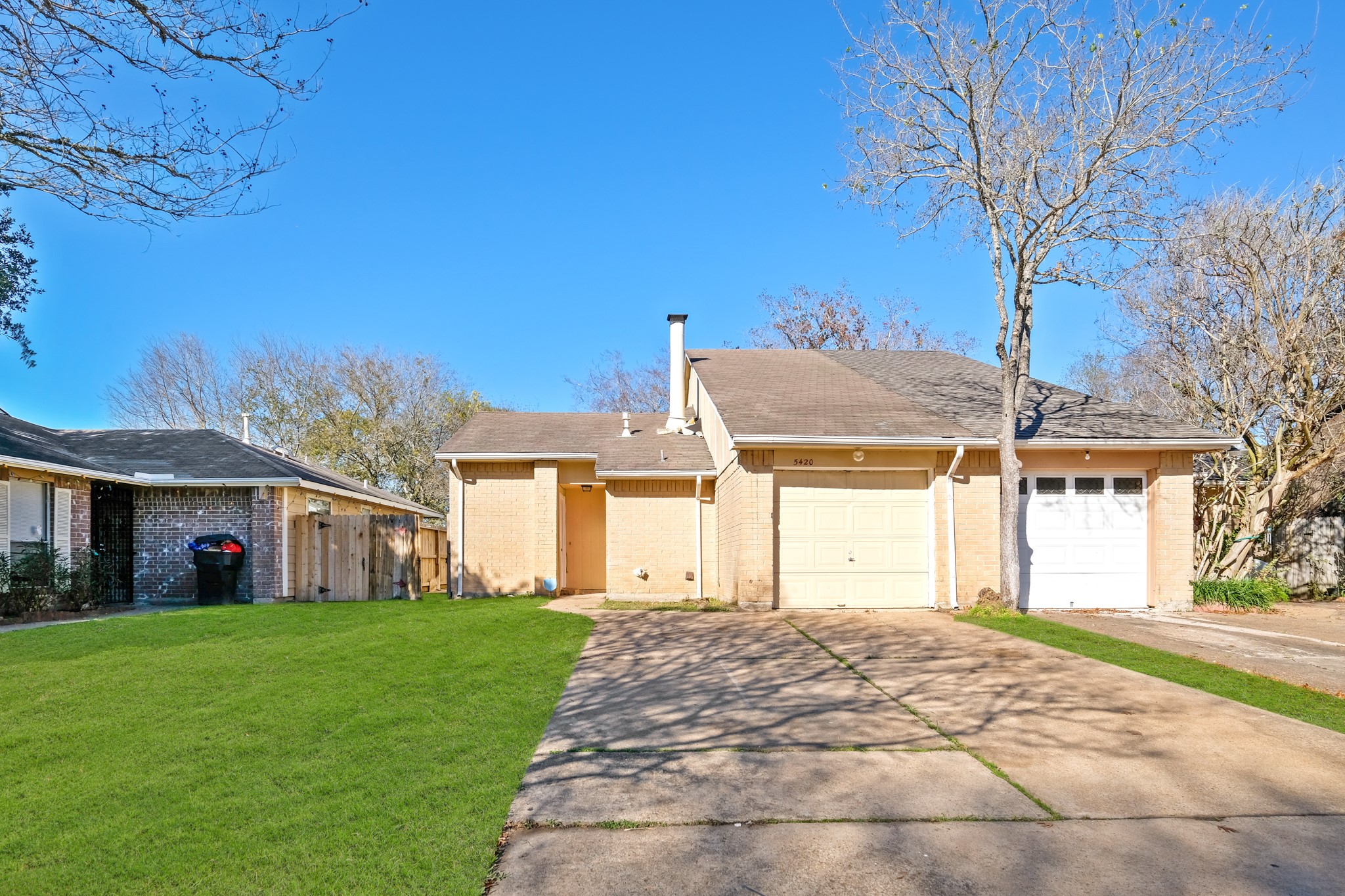 5420 Ridge Wind Lane Property Photo 1