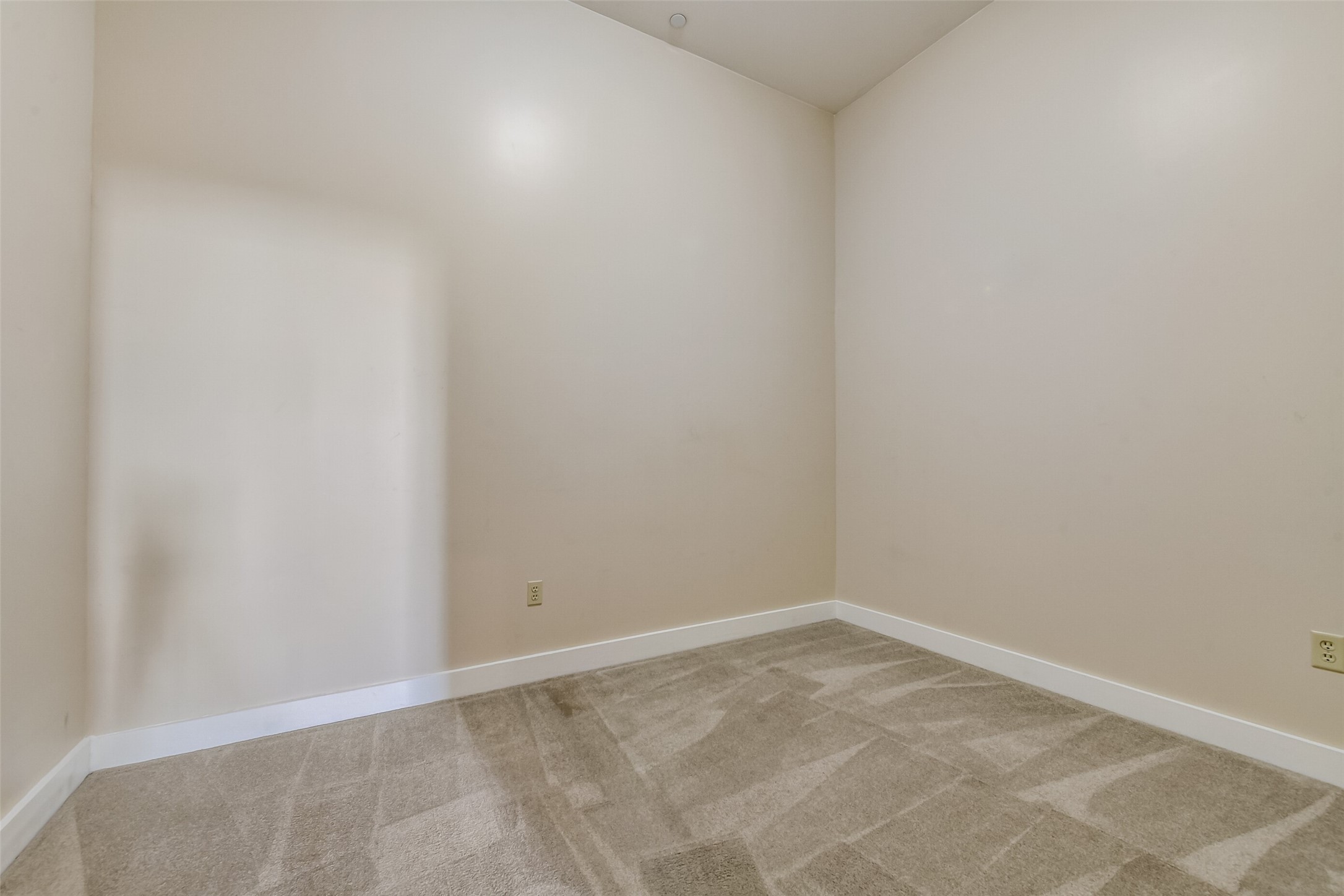 2309 Harborside Drive 203 Property Photo 14