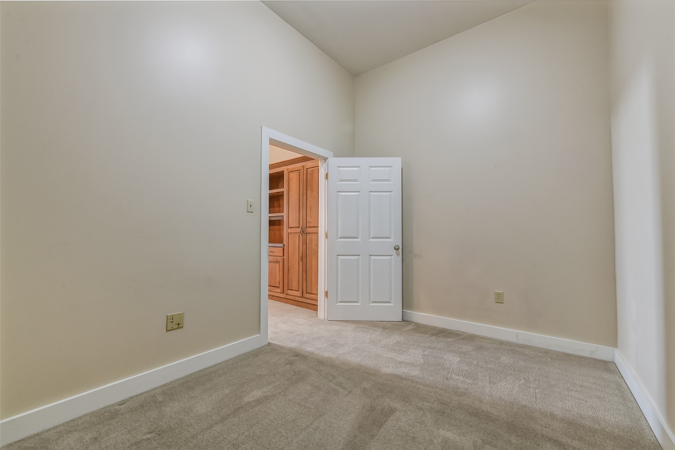 2309 Harborside Drive 203 Property Photo 15