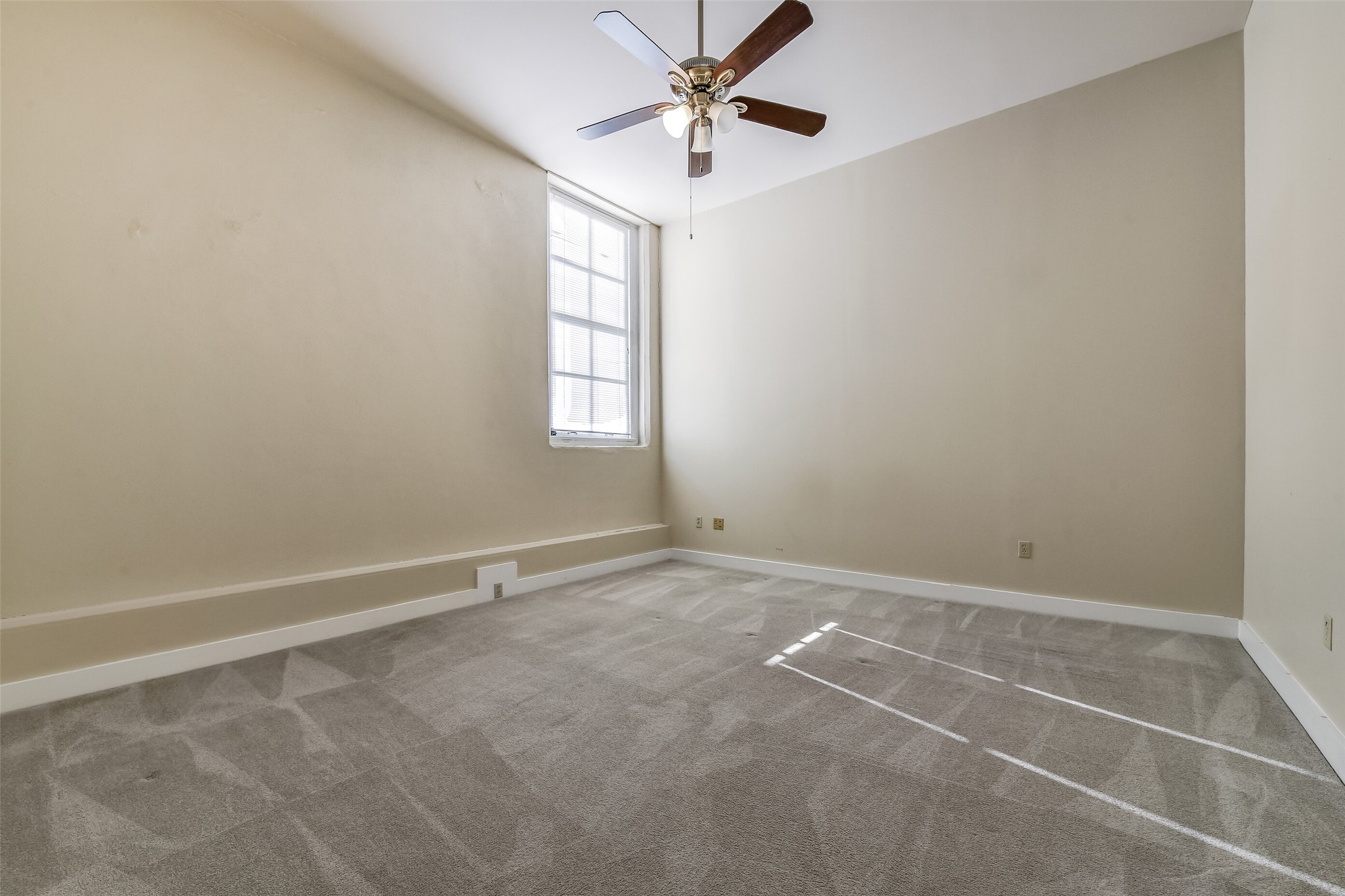 2309 Harborside Drive 203 Property Photo 18