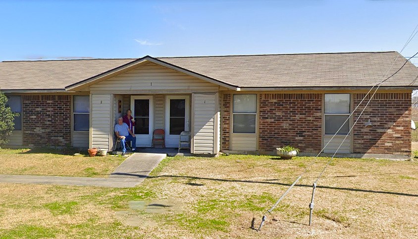 425 Memorial Drive Property Photo 4