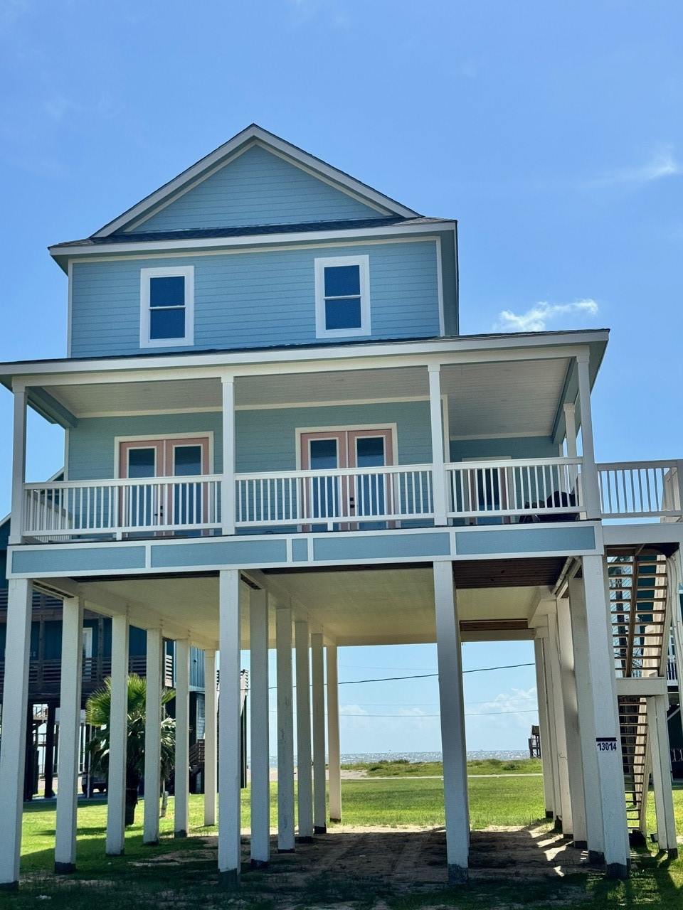 13014 Buccaneer Parkway Property Photo 2