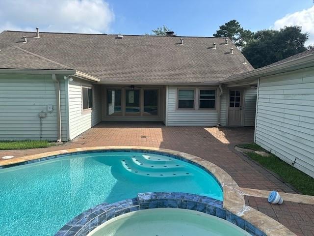 18015 Heaton Drive Property Photo 8