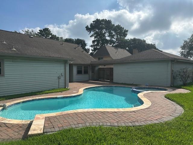 18015 Heaton Drive Property Photo 12