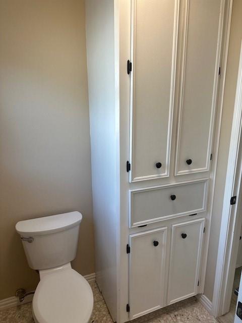 18015 Heaton Drive Property Photo 23