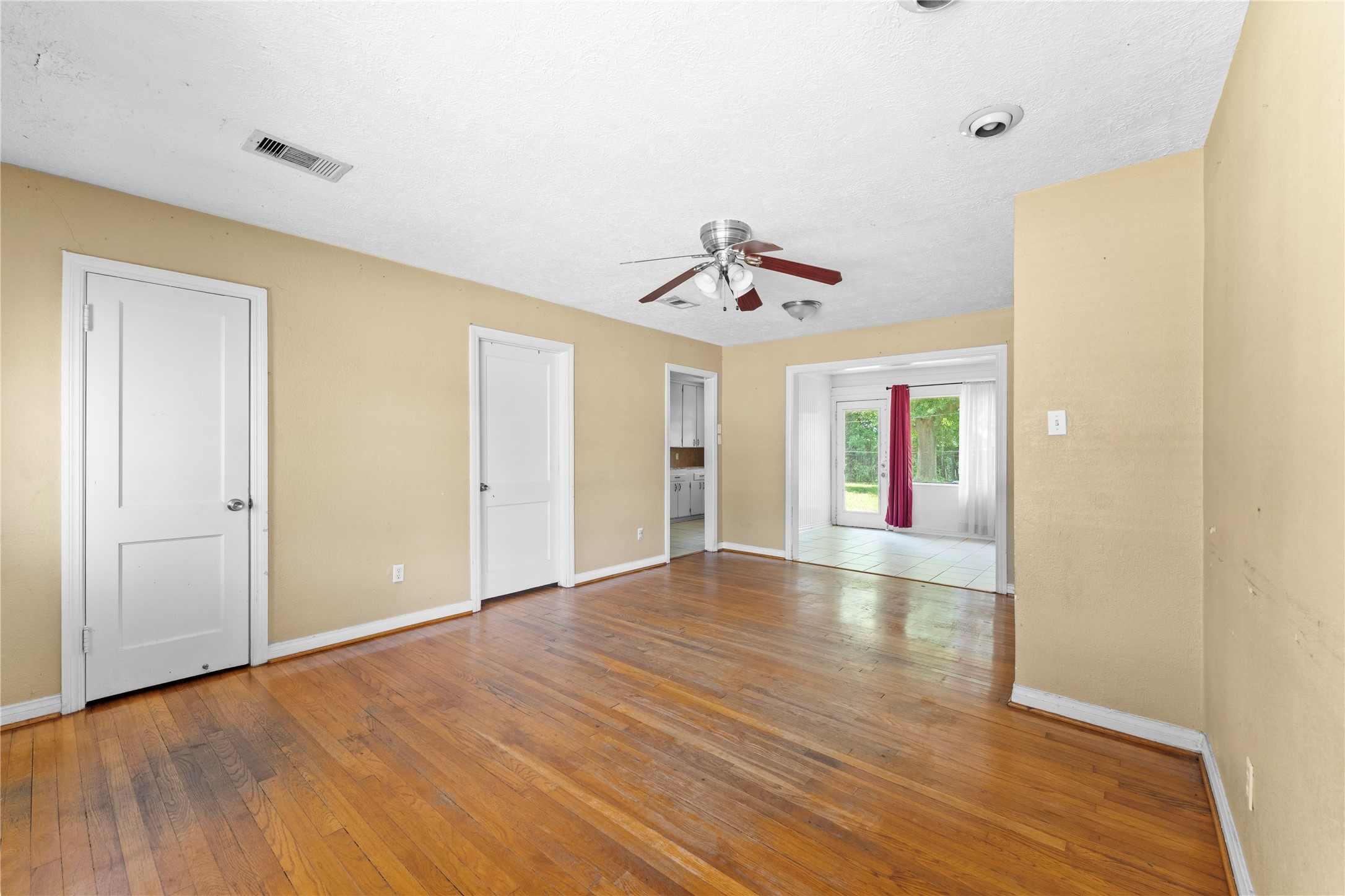 1504 Harris Avenue Property Photo 14