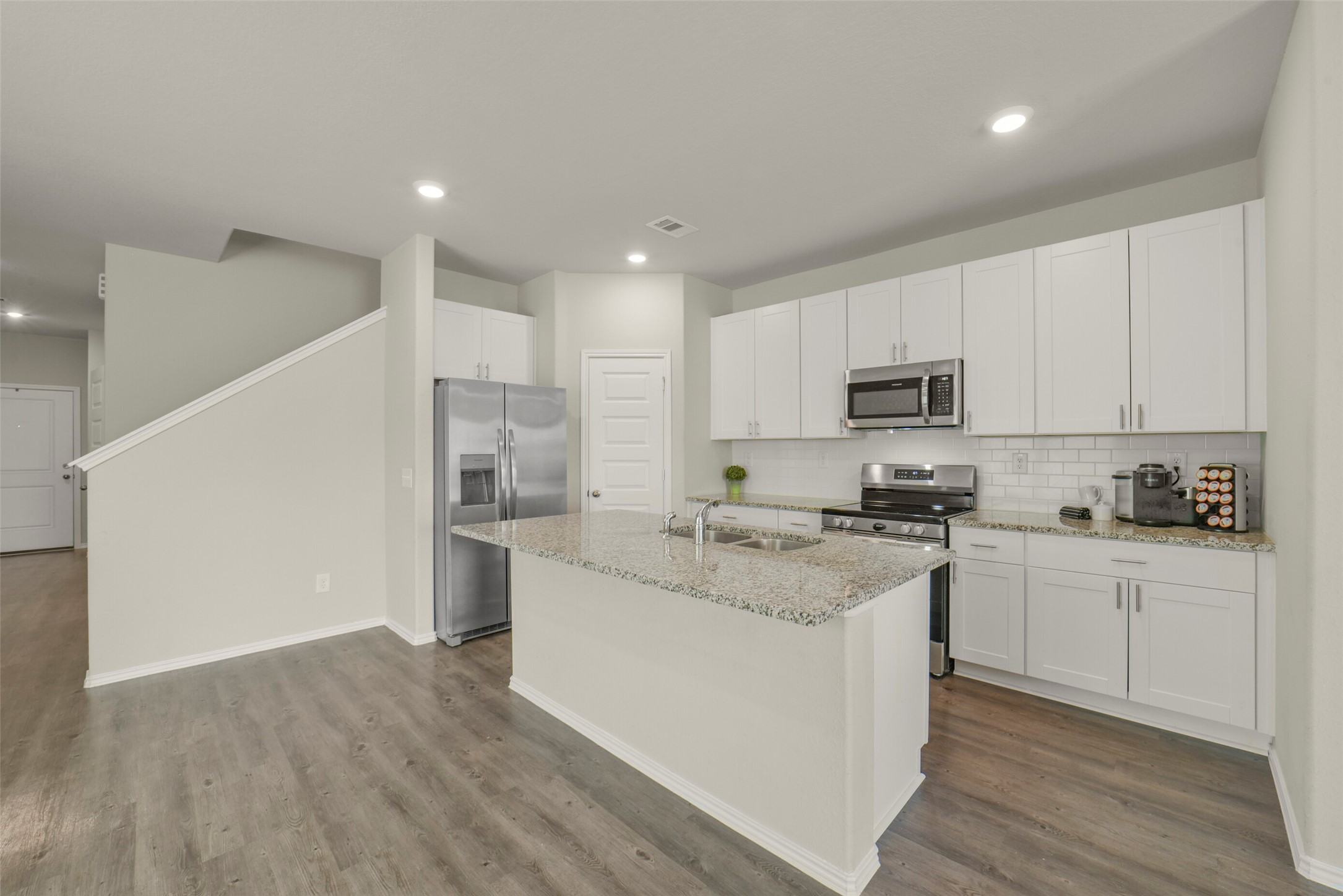 21610 Desert Lily Road Property Photo 11