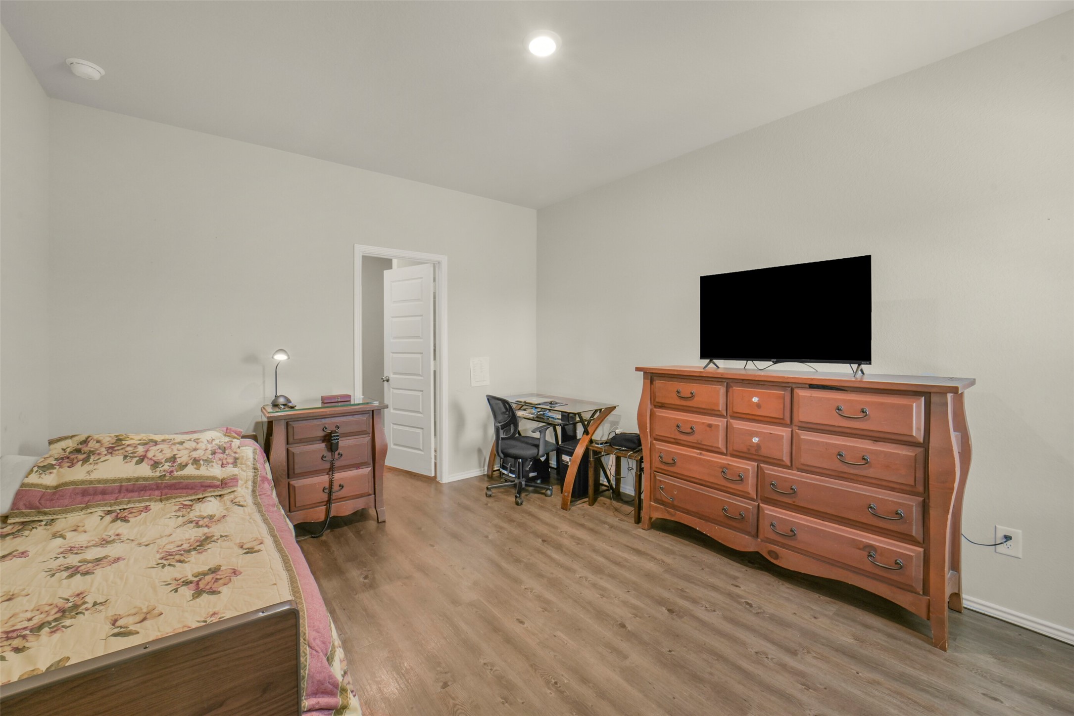 21610 Desert Lily Road Property Photo 12