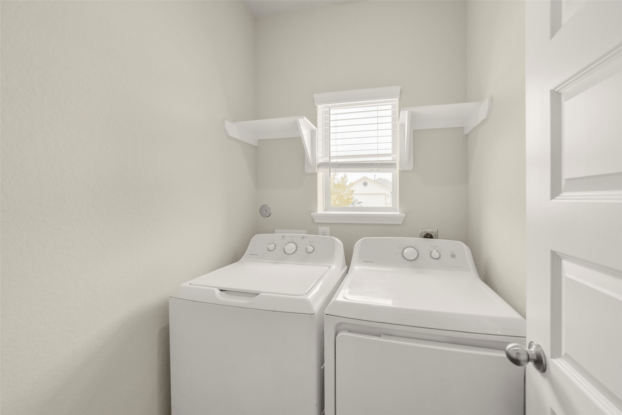 21610 Desert Lily Road Property Photo 27