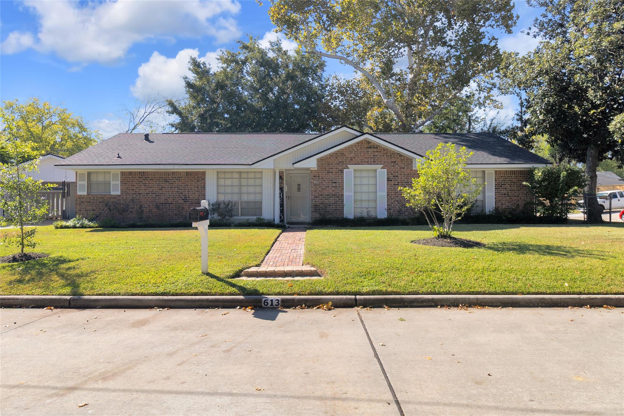 613 N Avenue F, Humble TX 77338 Property Photo 1