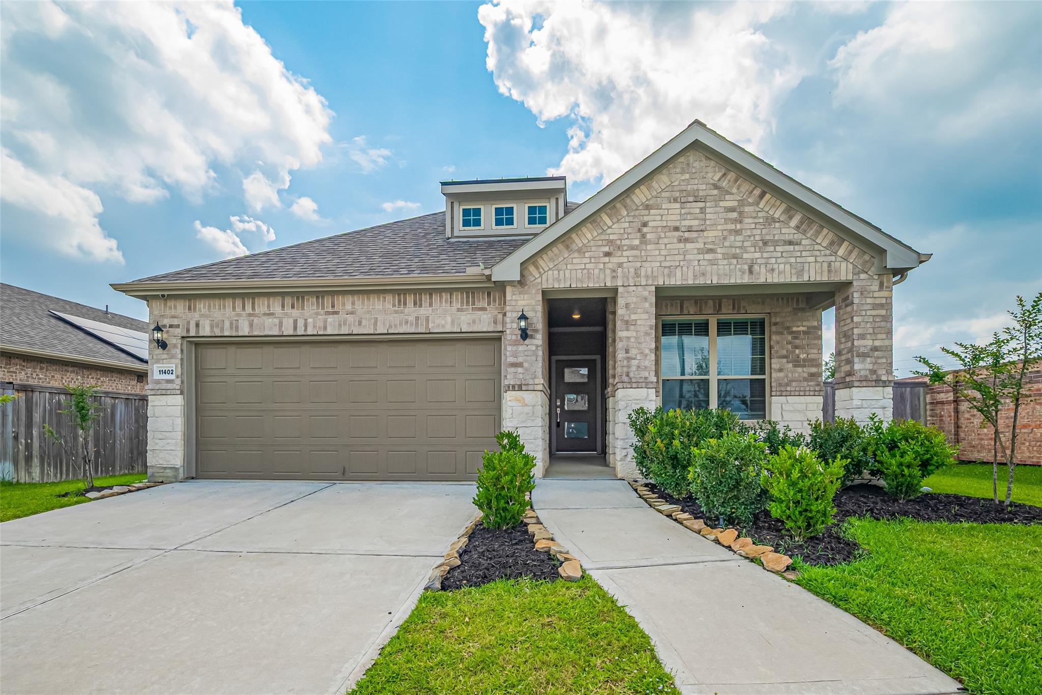 11402 Cypress Birch Court Property Photo 1