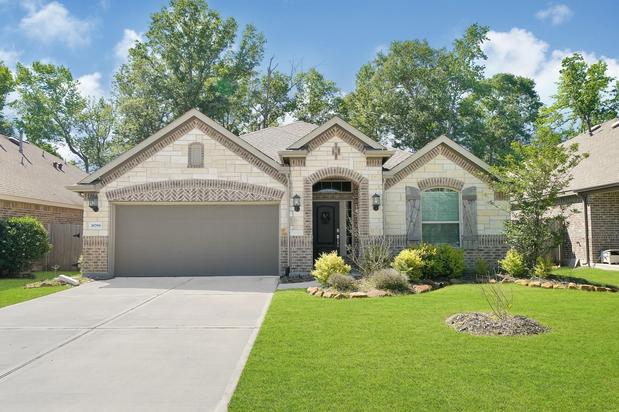 18788 Laurel Hills Drive Property Photo 1