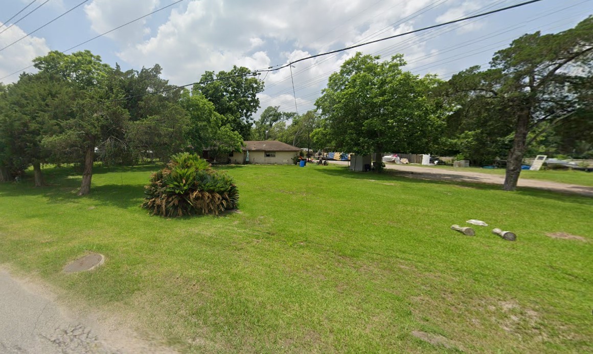 4307 Crosby Cedar Bayou Road Property Photo 5