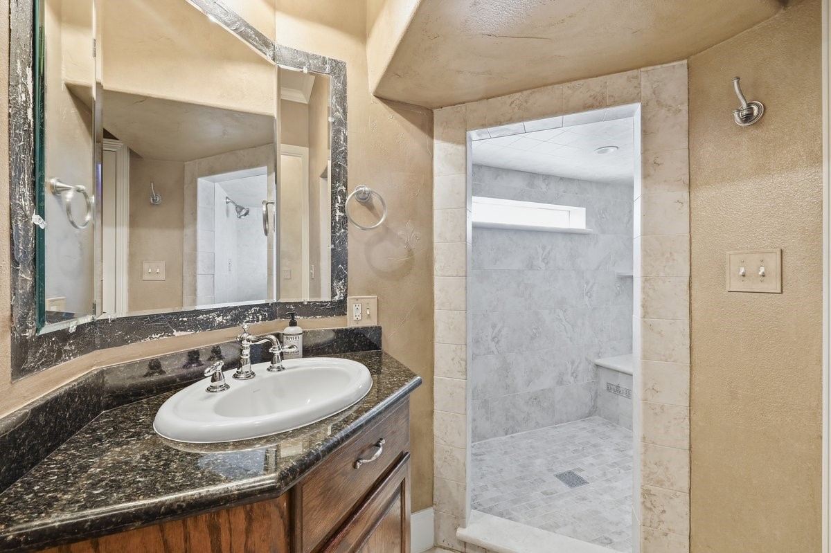 1831 Silkwood Circle Property Photo 6