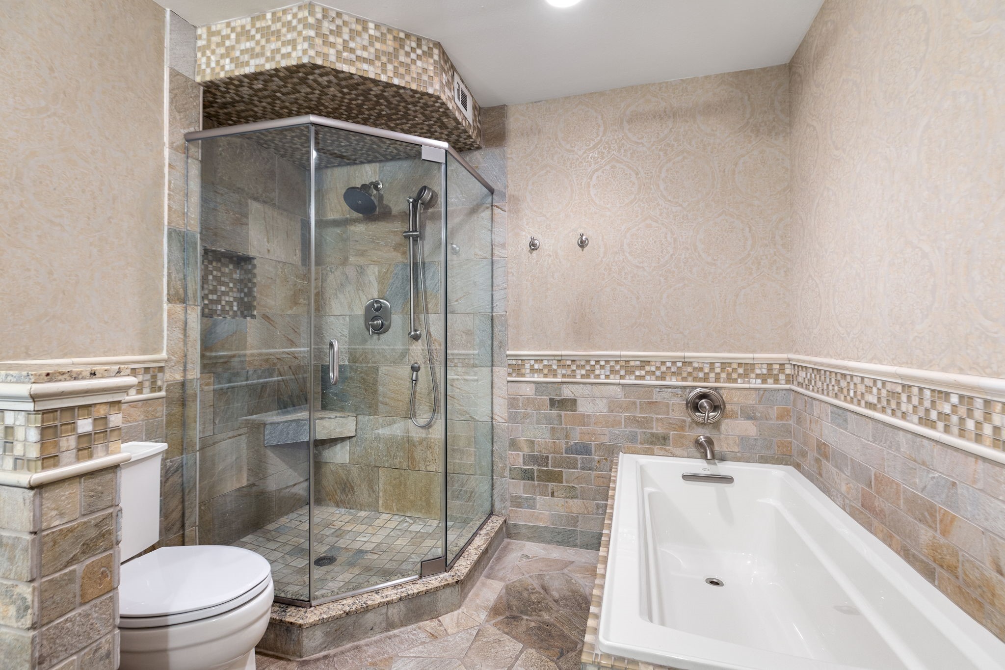 6003 Bermuda Dunes Drive Property Photo 23