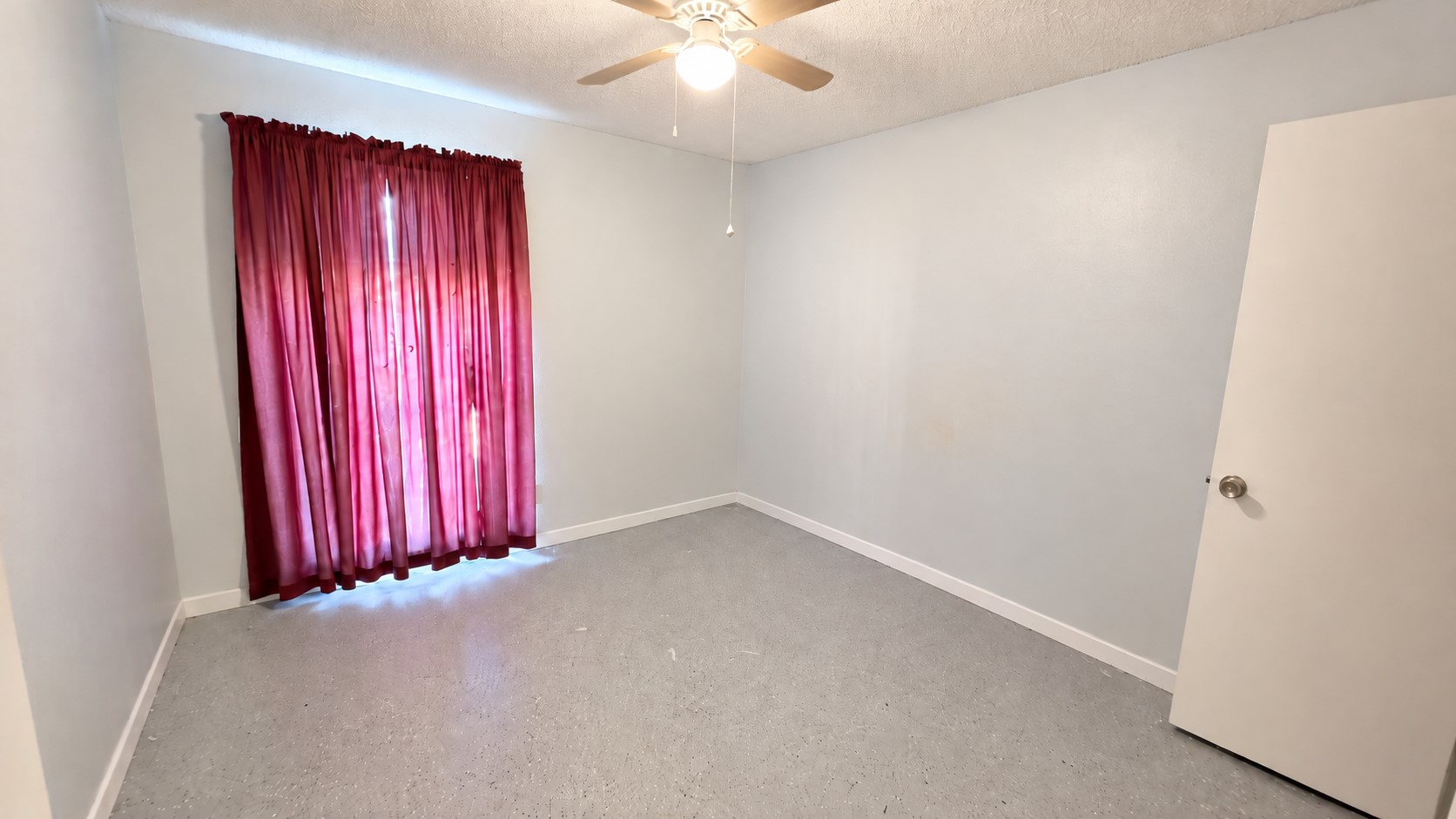 23903 Spring Mill Lane Property Photo 11