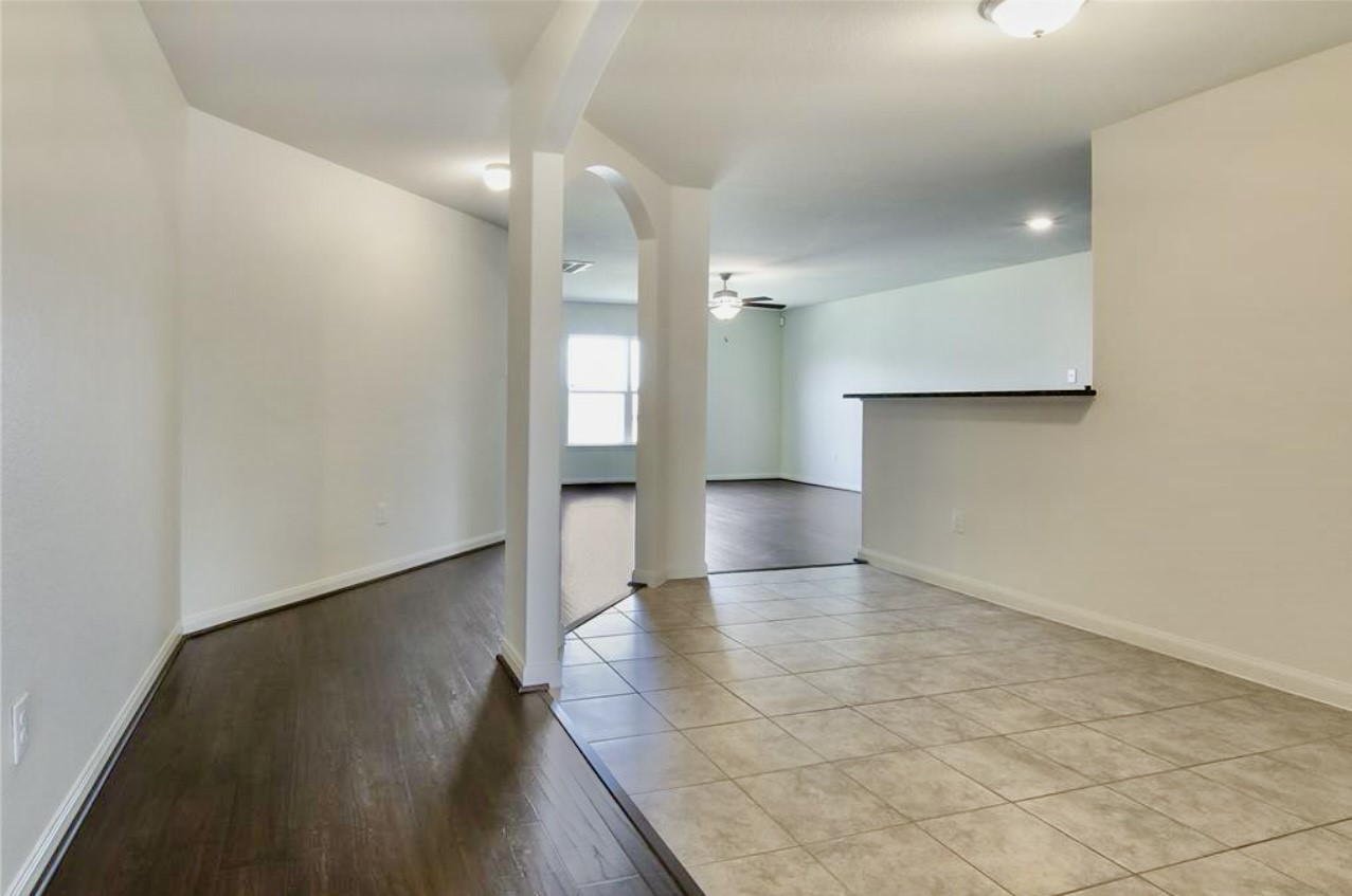 22622 Cloverland Field Drive Property Photo 3