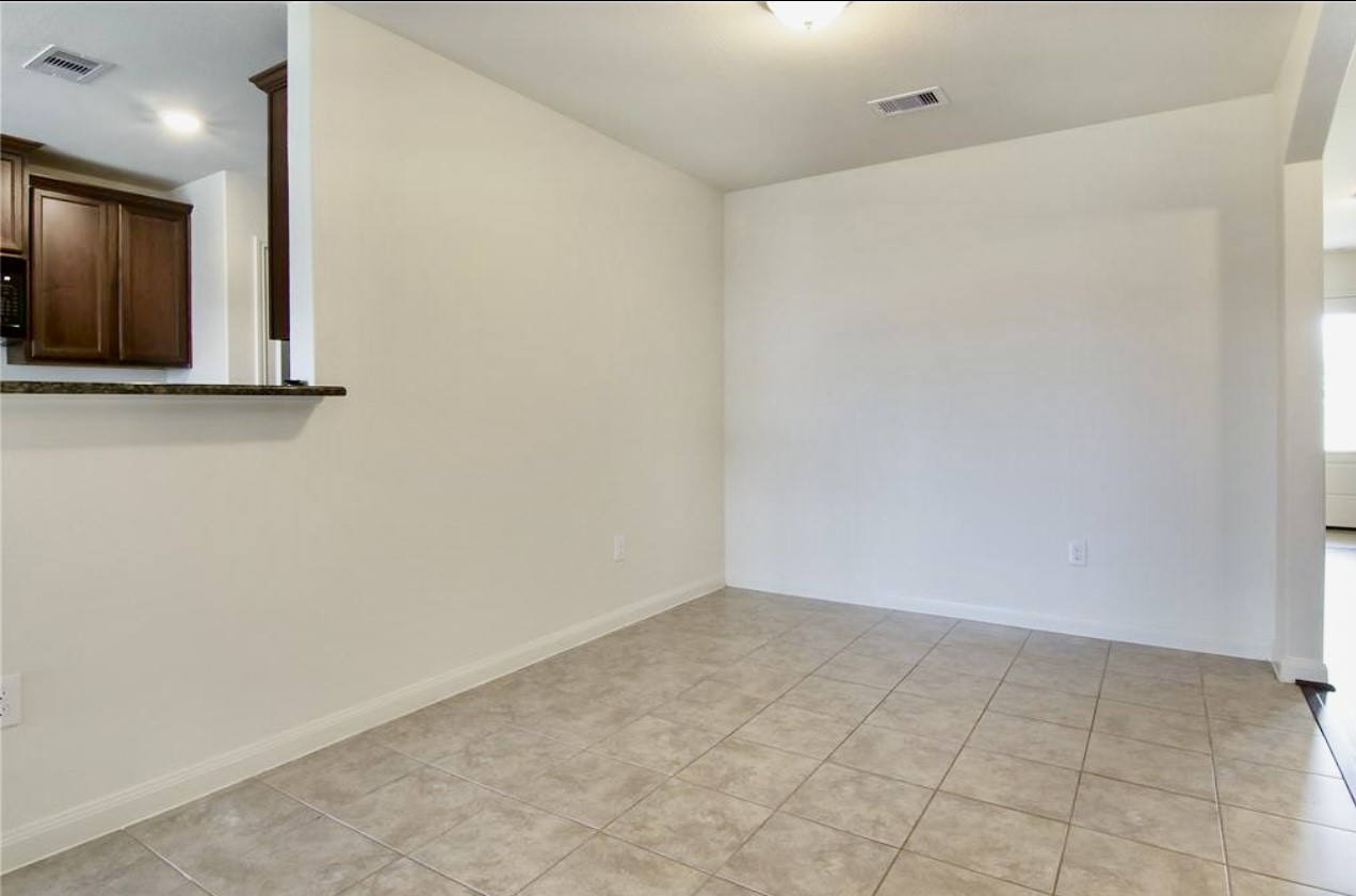 22622 Cloverland Field Drive Property Photo 4