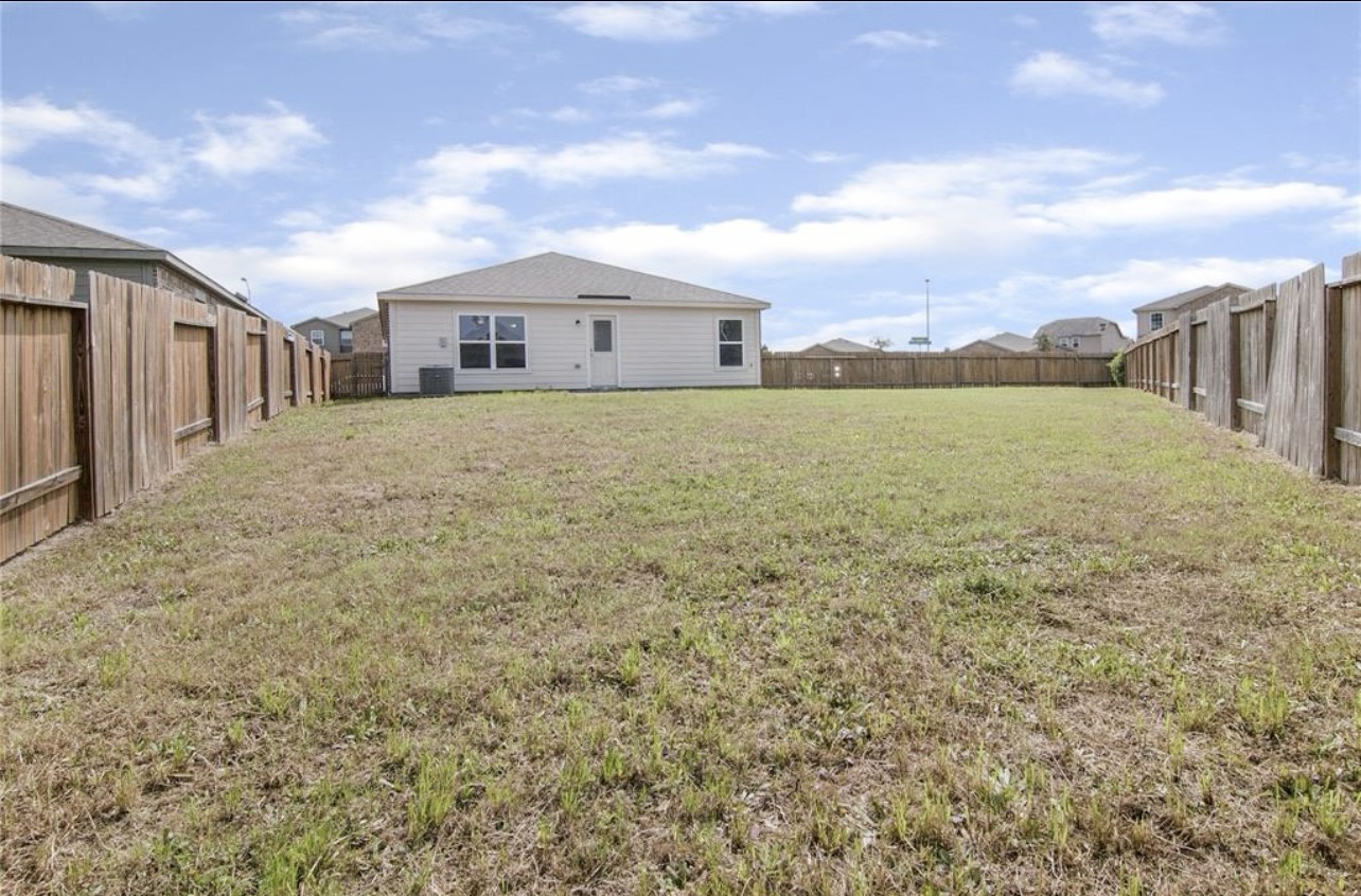 22622 Cloverland Field Drive Property Photo 18