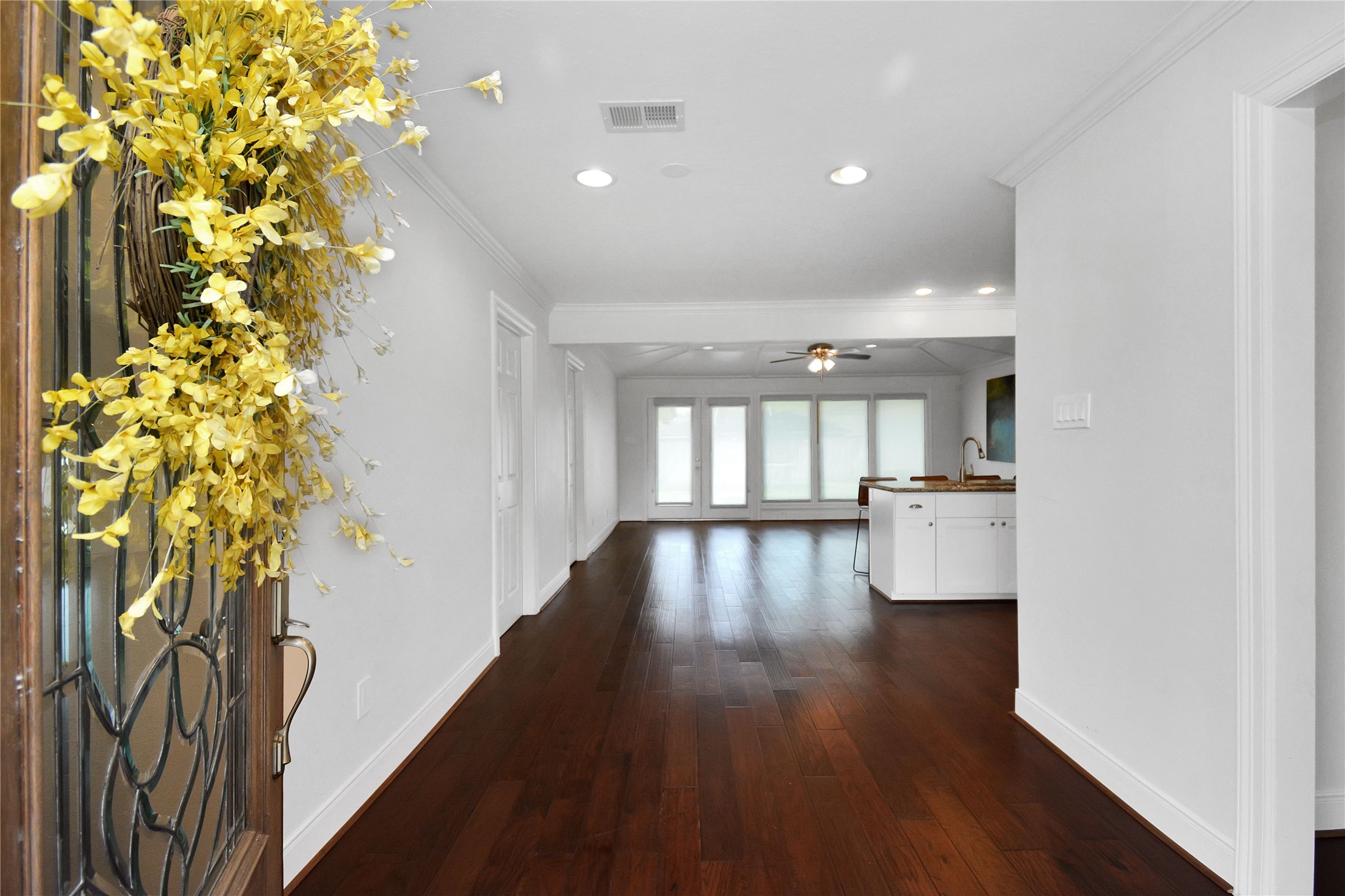 6218 Indigo Street Property Photo 5