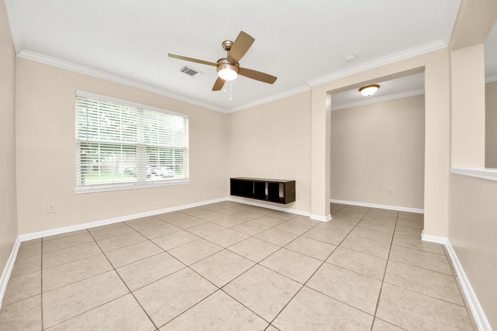 3815 Pebble Garden Lane Property Photo 6