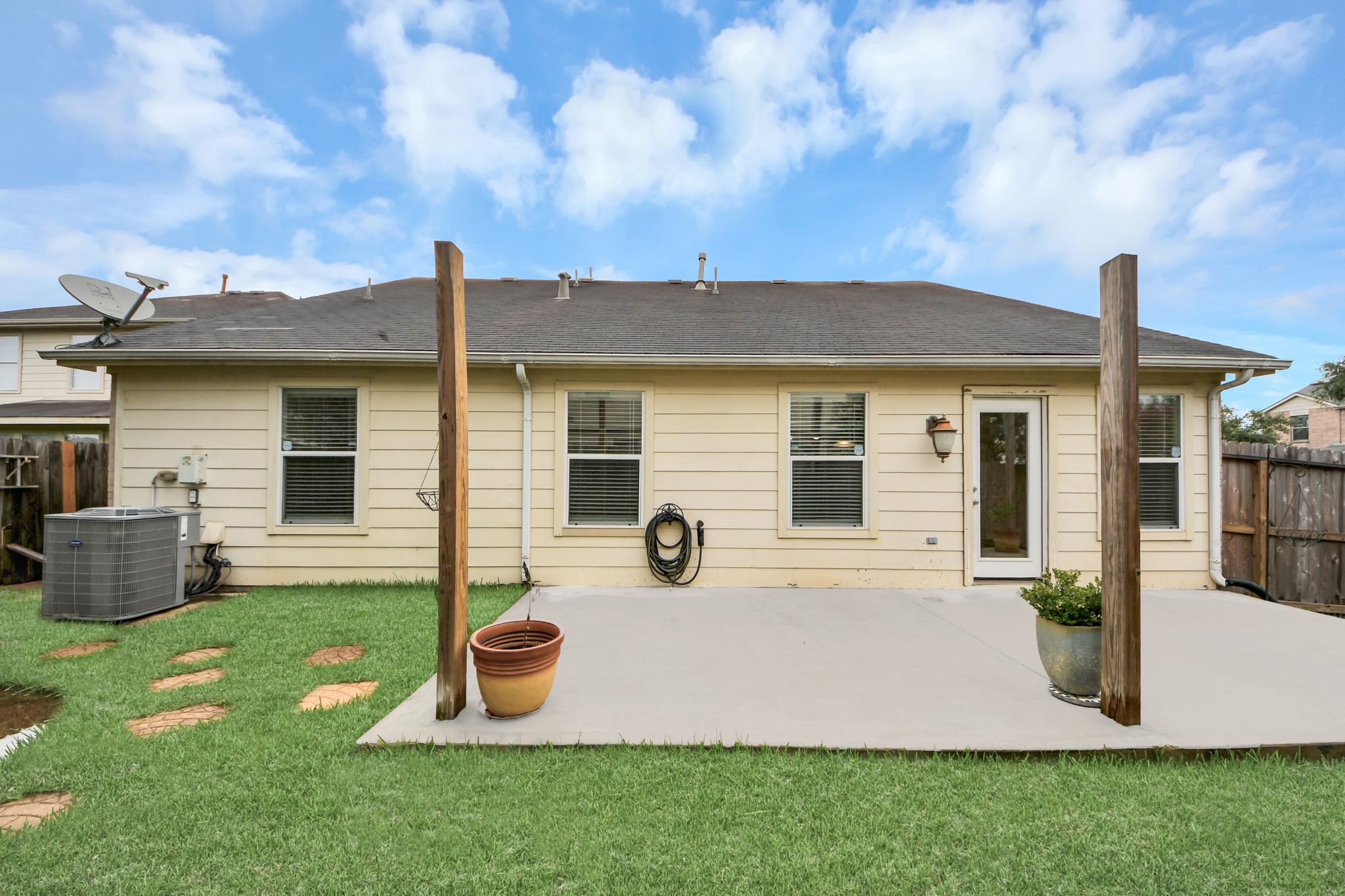 3815 Pebble Garden Lane Property Photo 44