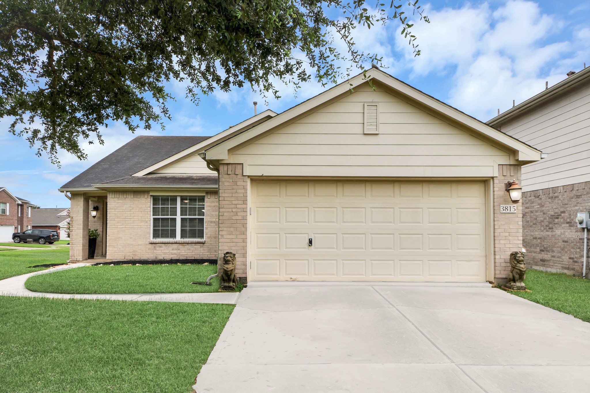 3815 Pebble Garden Lane Property Photo 45