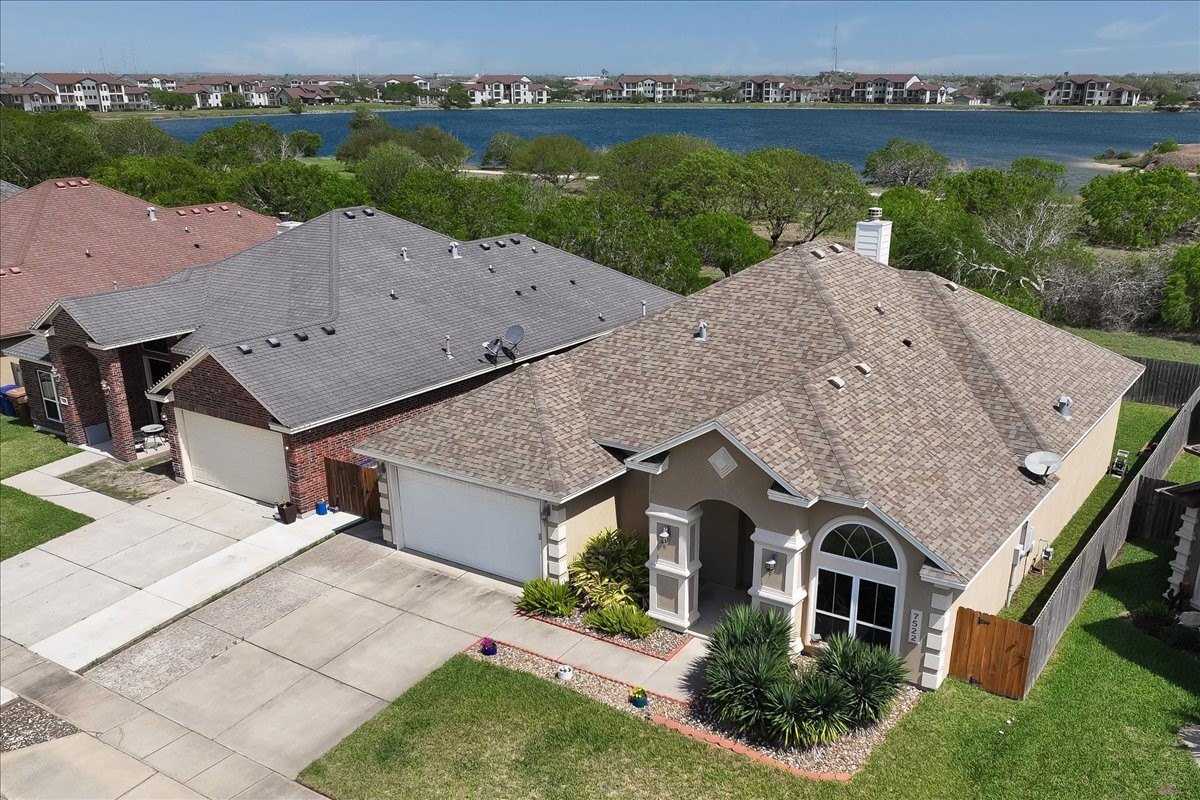 7522 S Lake Drive Property Photo 6