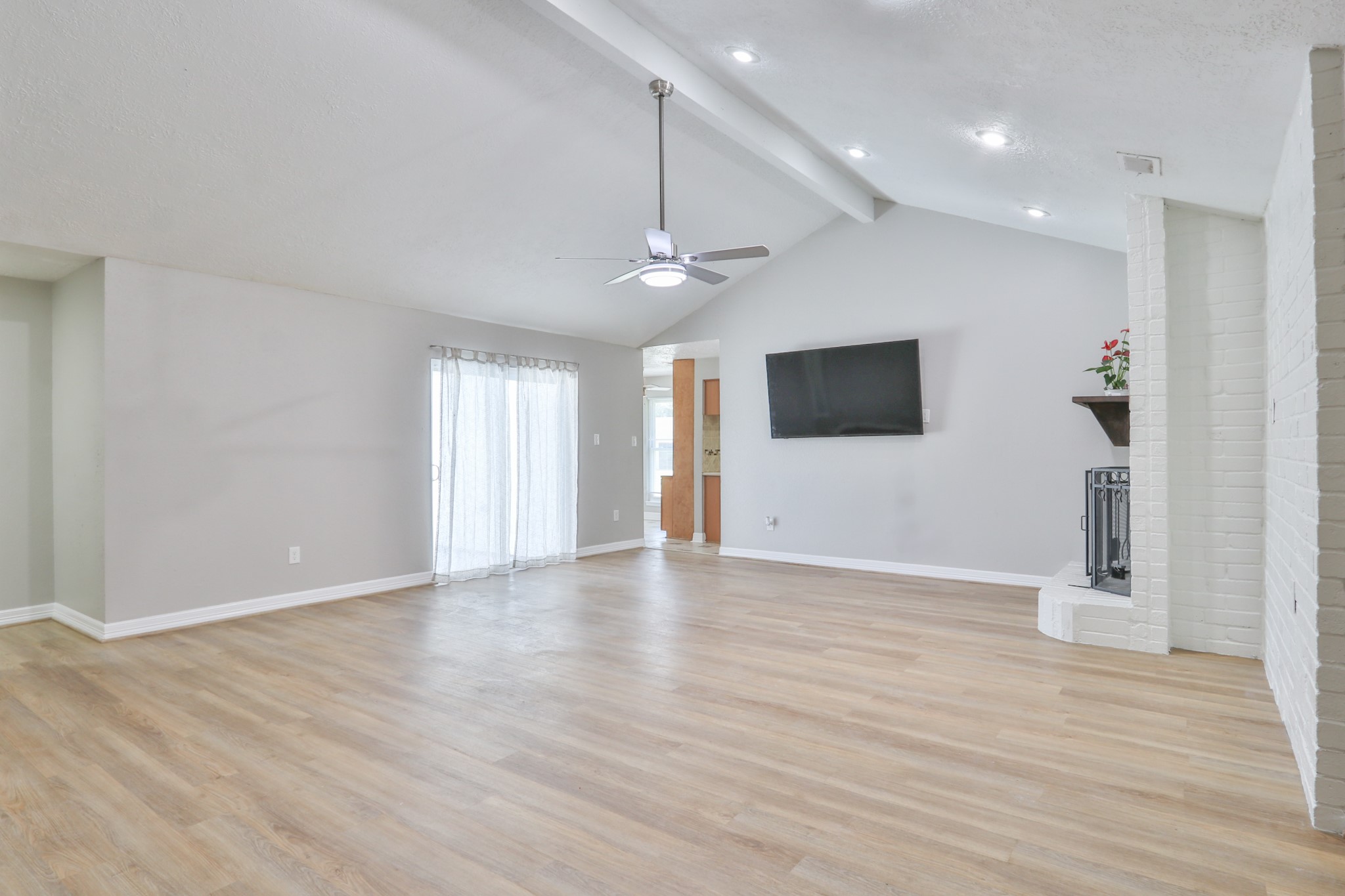509 Belmont Drive Property Photo 9