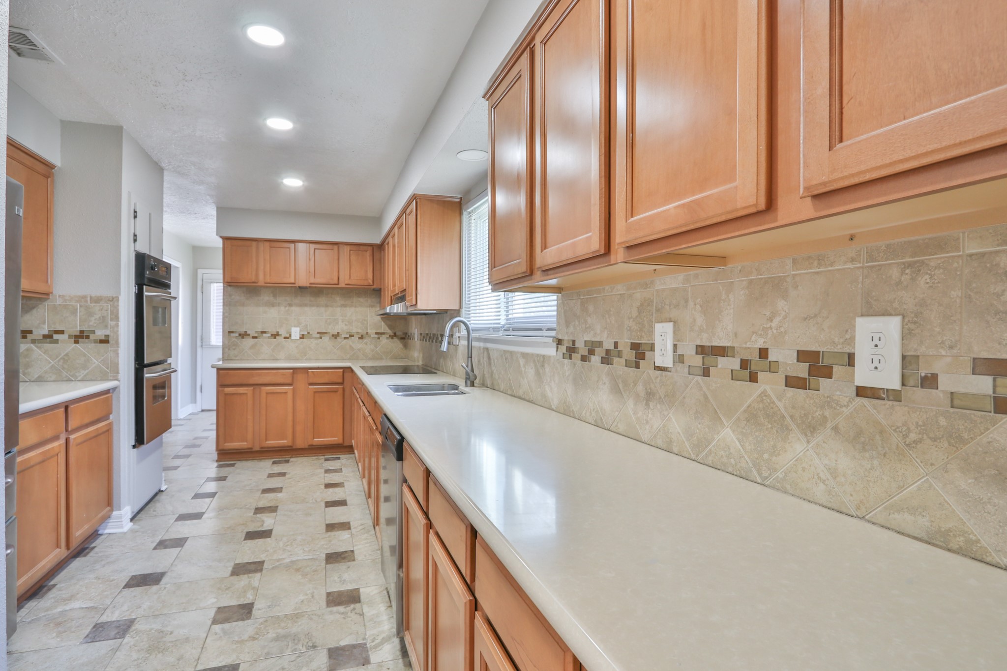509 Belmont Drive Property Photo 15