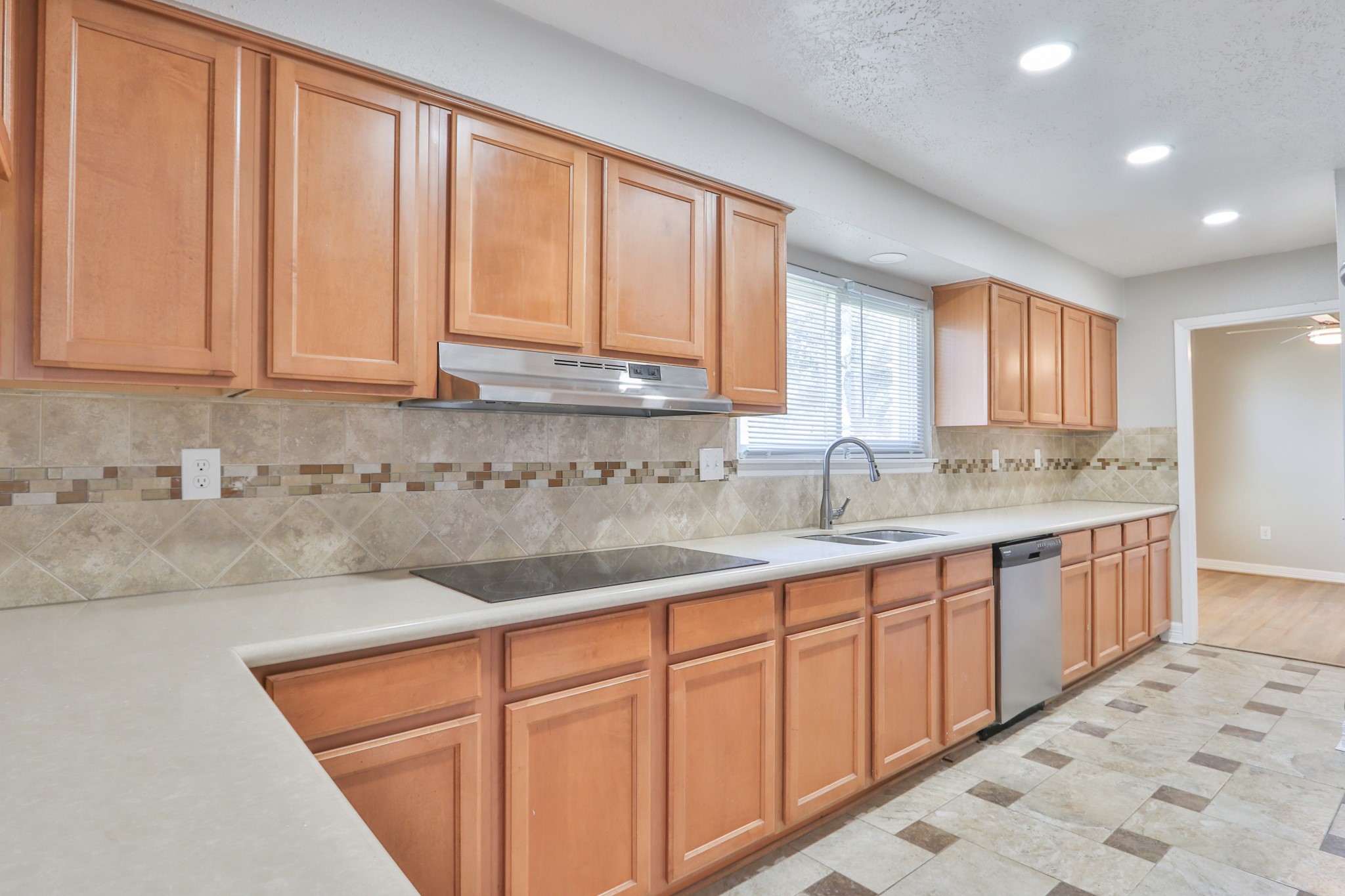 509 Belmont Drive Property Photo 16