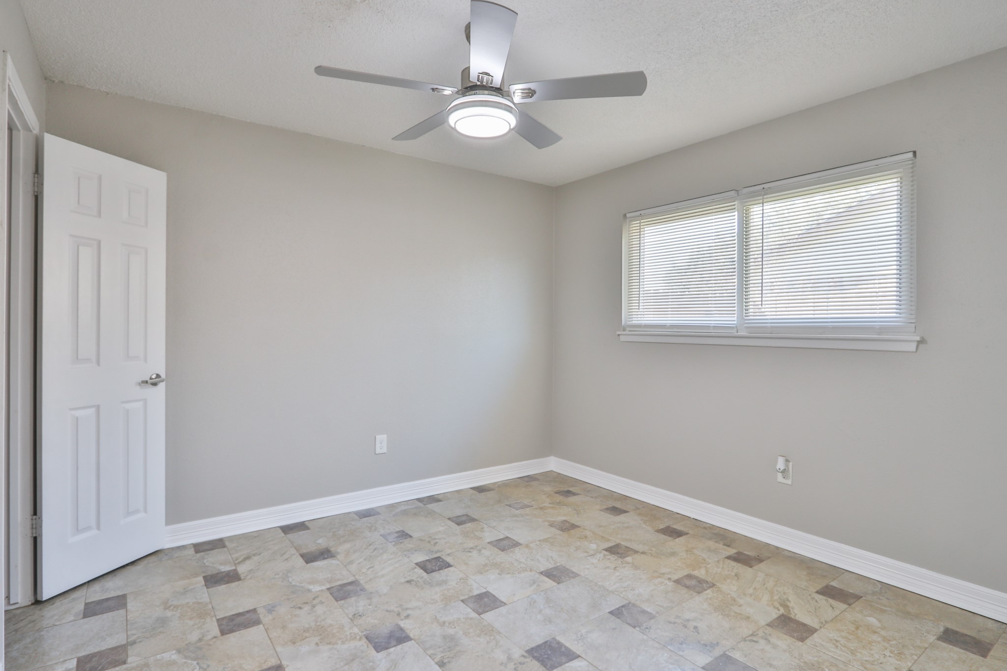 509 Belmont Drive Property Photo 25