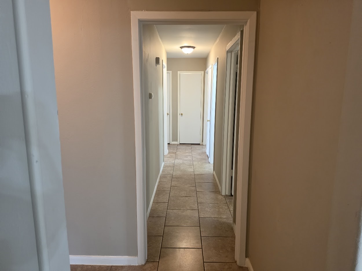 9007 Glen Shadow Drive Property Photo 13