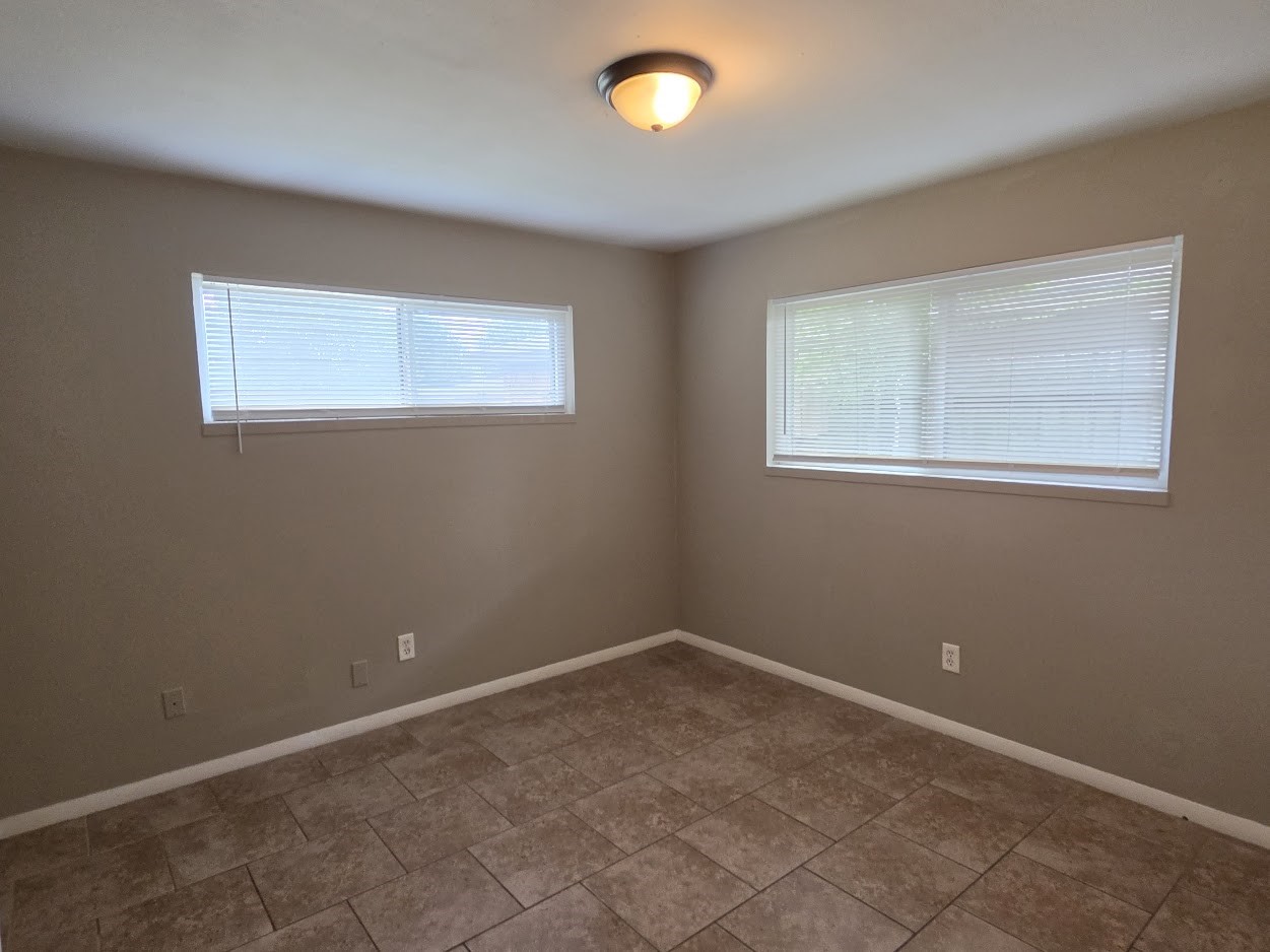 9007 Glen Shadow Drive Property Photo 17