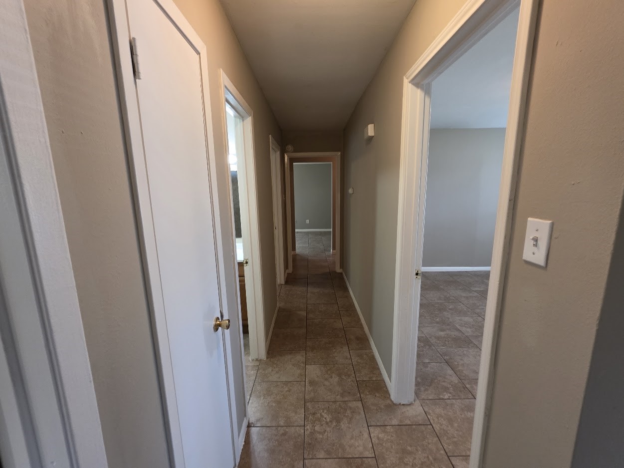 9007 Glen Shadow Drive Property Photo 24