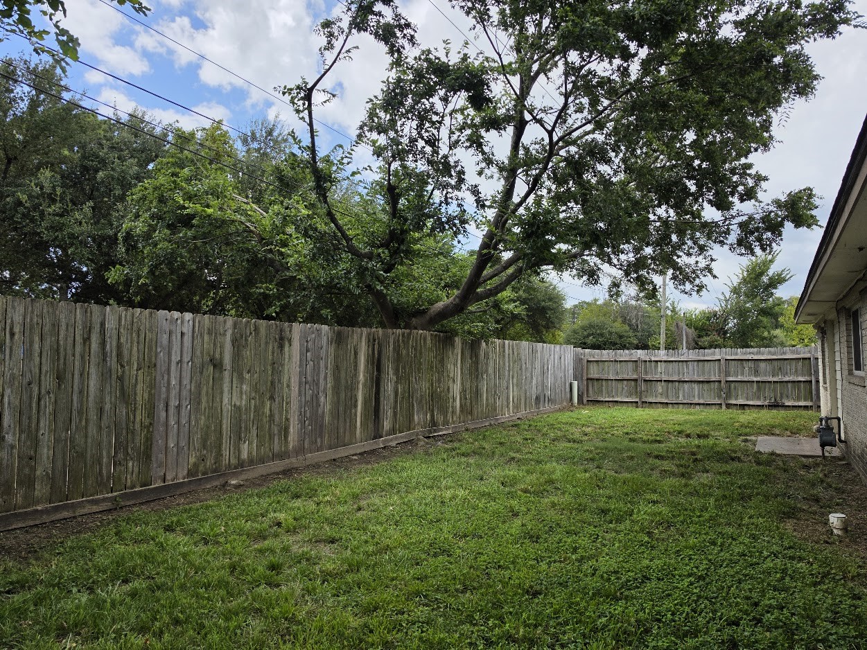 9007 Glen Shadow Drive Property Photo 26