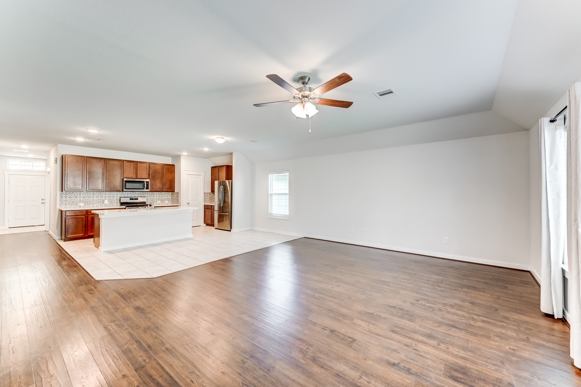 40541 Mostyn Lake Drive Property Photo 18