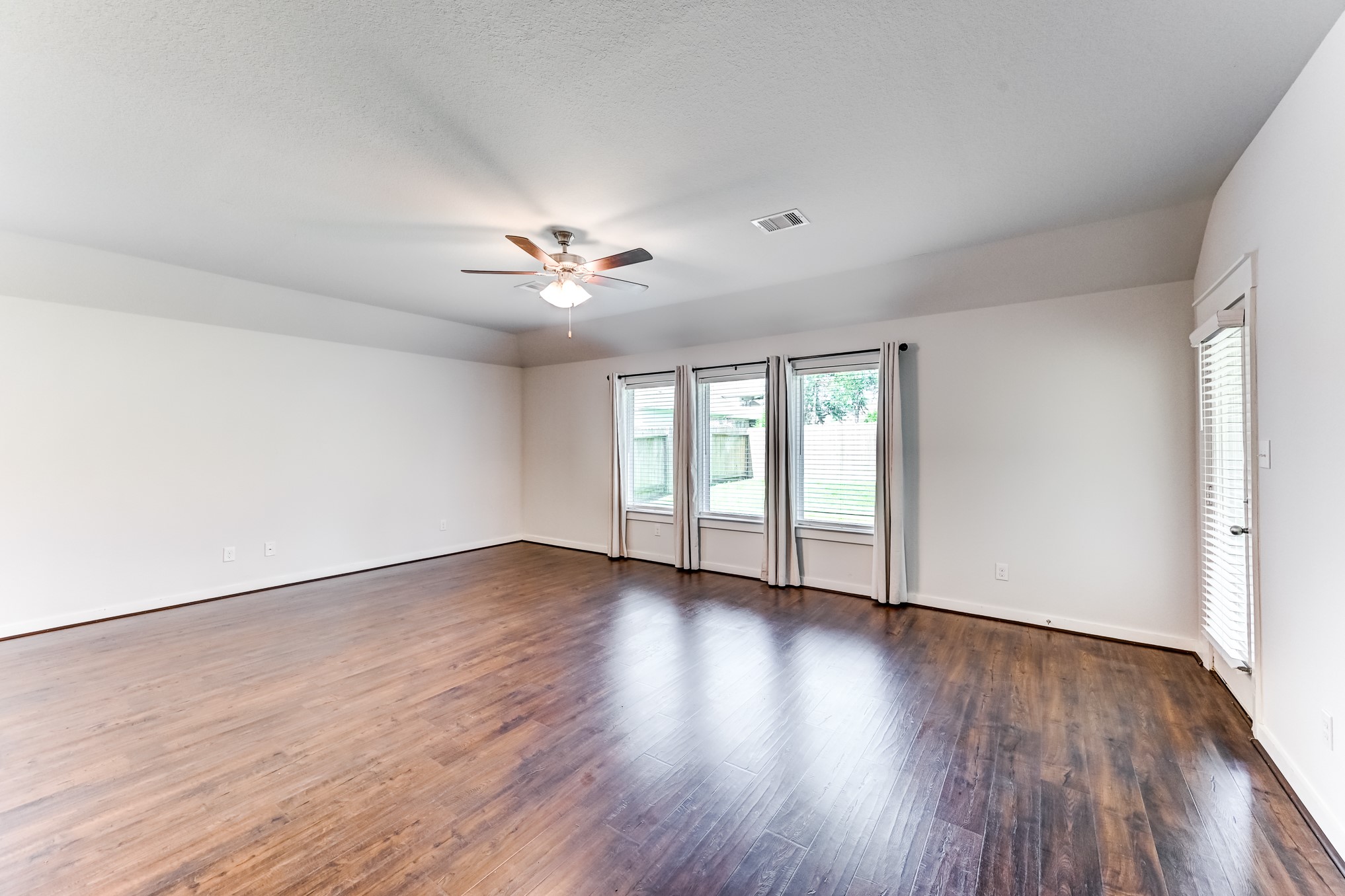 40541 Mostyn Lake Drive Property Photo 20