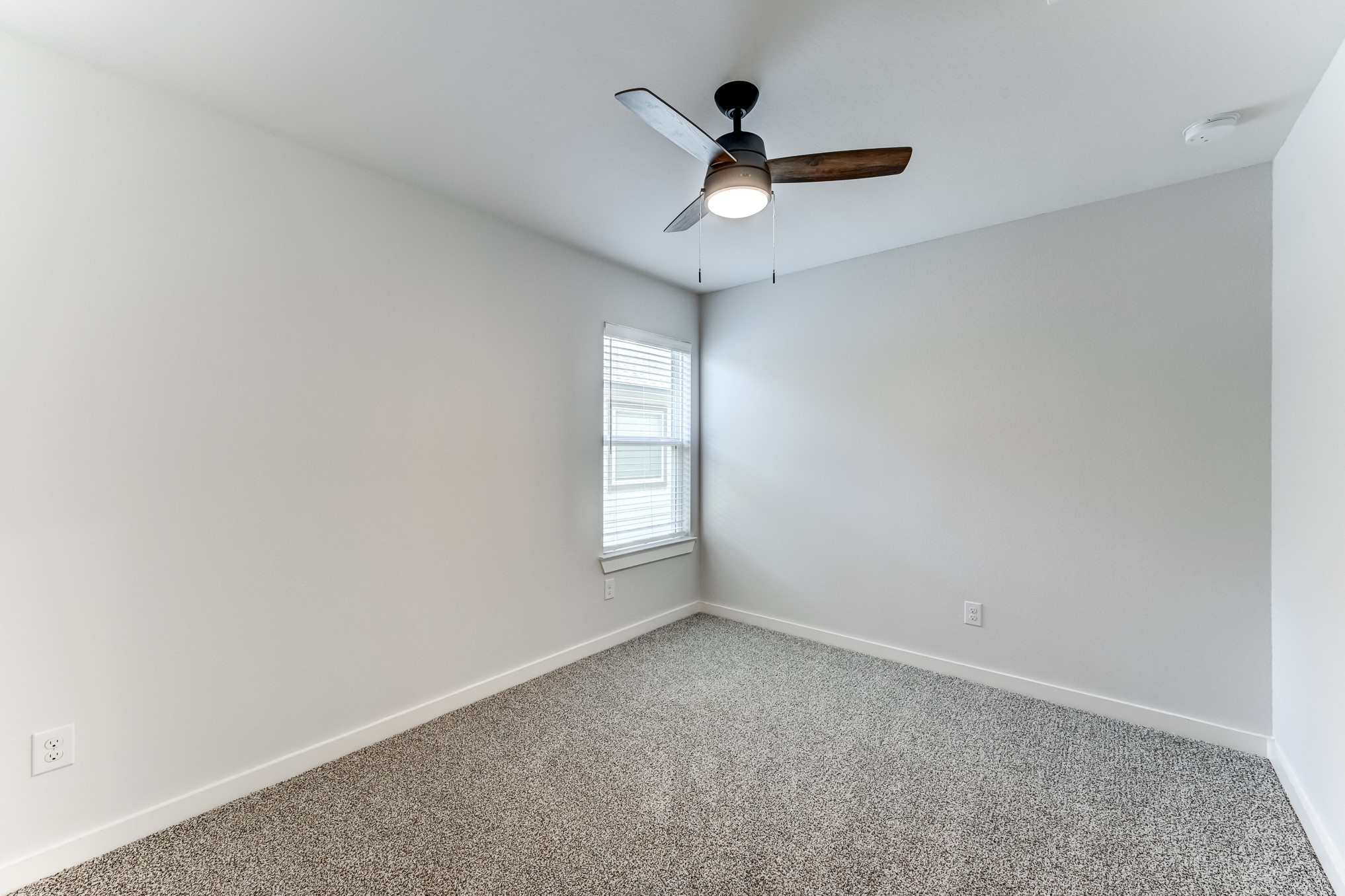40541 Mostyn Lake Drive Property Photo 29