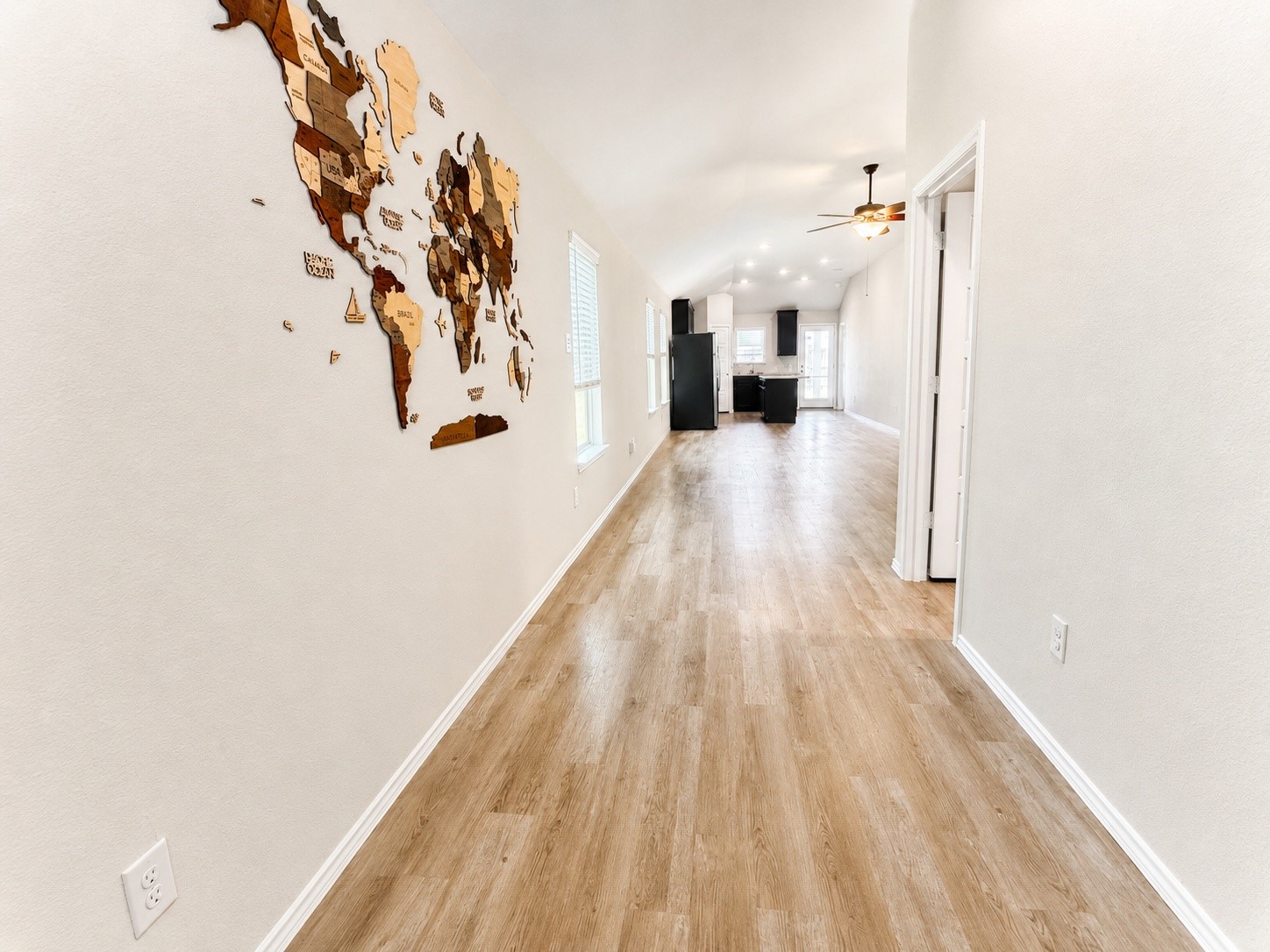 21438 Hawthorn Harvest Circle Property Photo 2