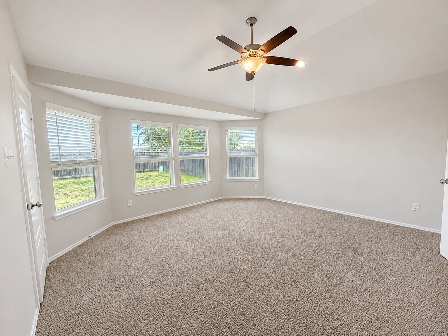 21438 Hawthorn Harvest Circle Property Photo 8