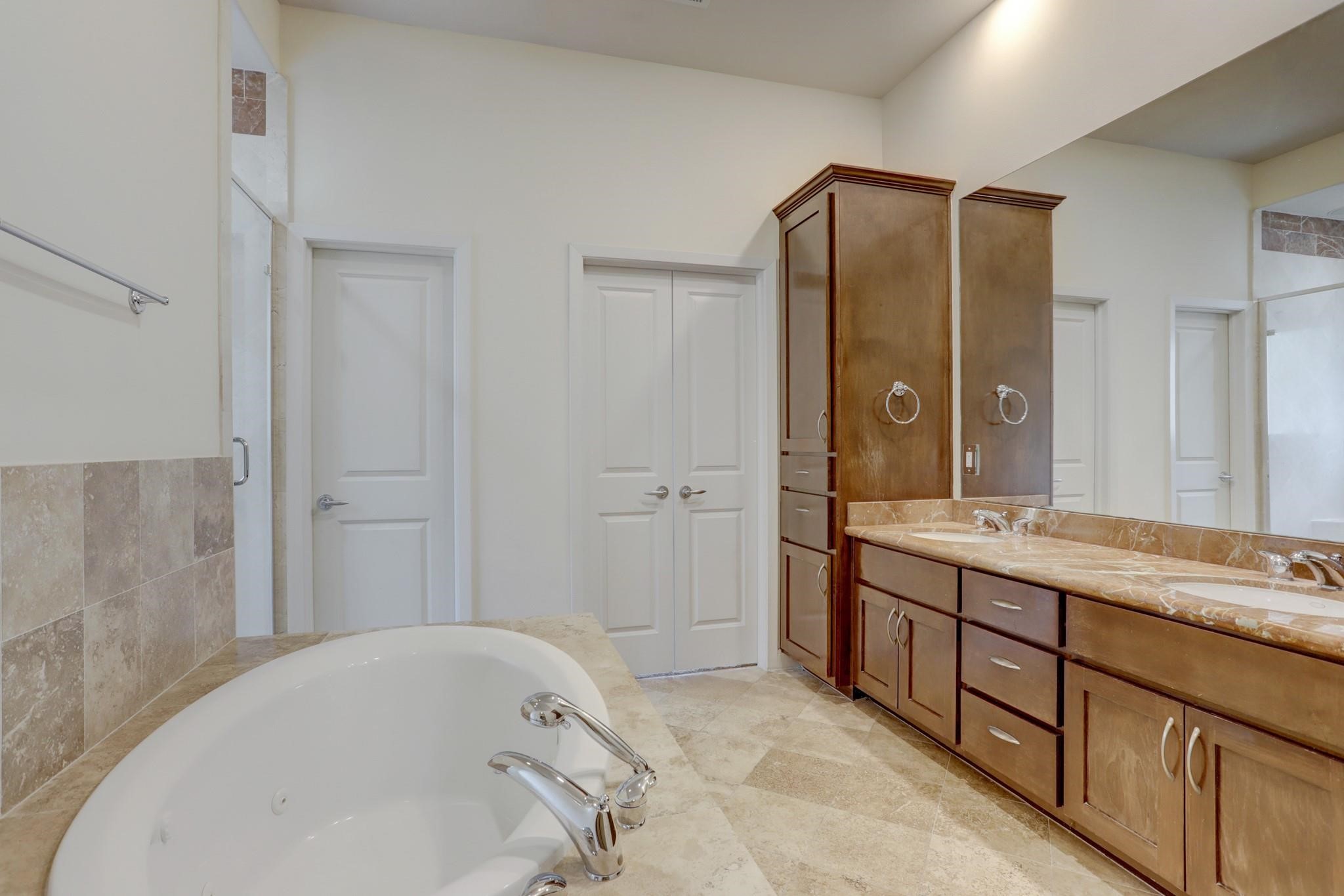 6911 Staffordshire Boulevard Property Photo 20