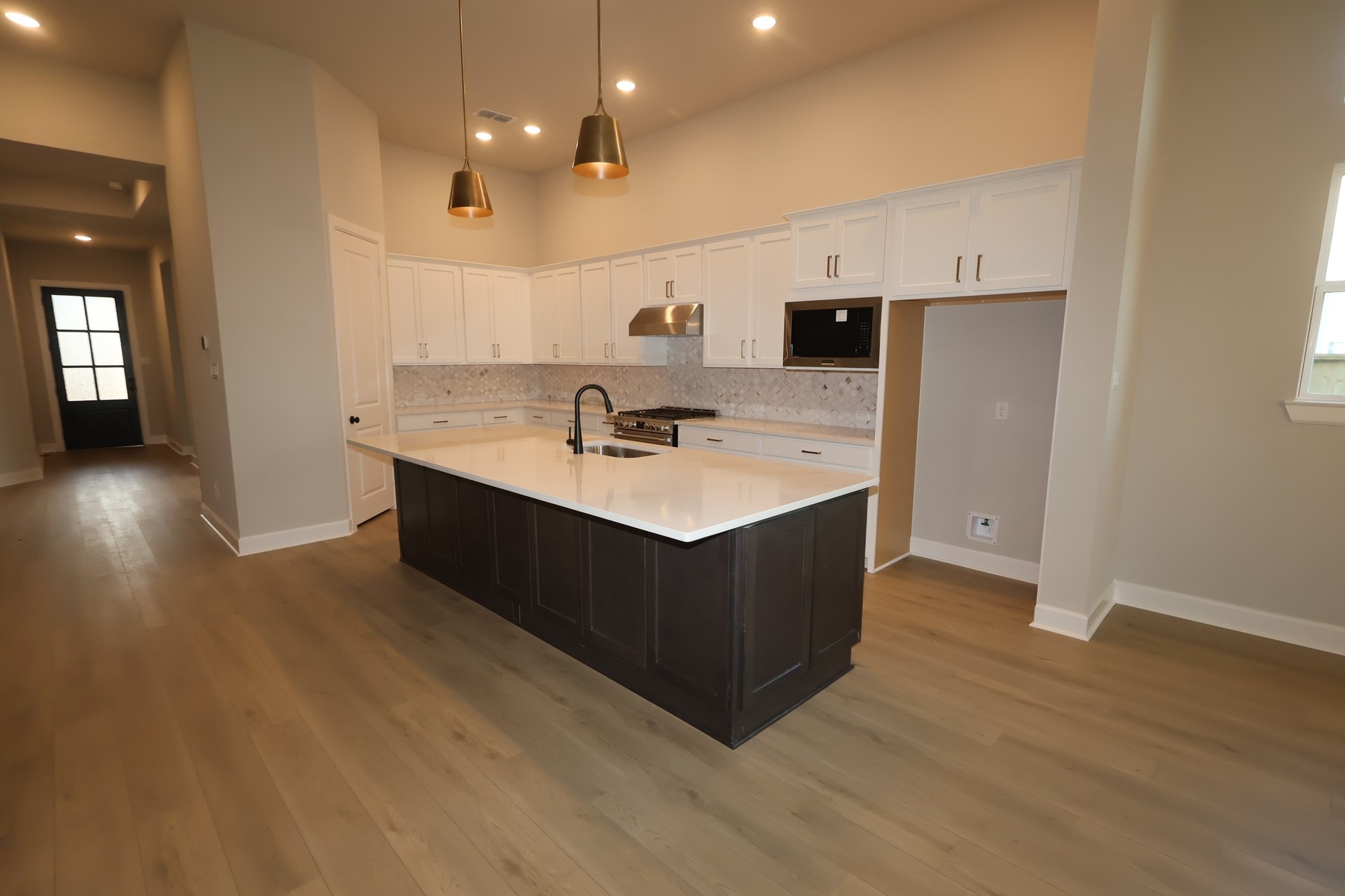 5007 Nesbit Path Property Photo 15