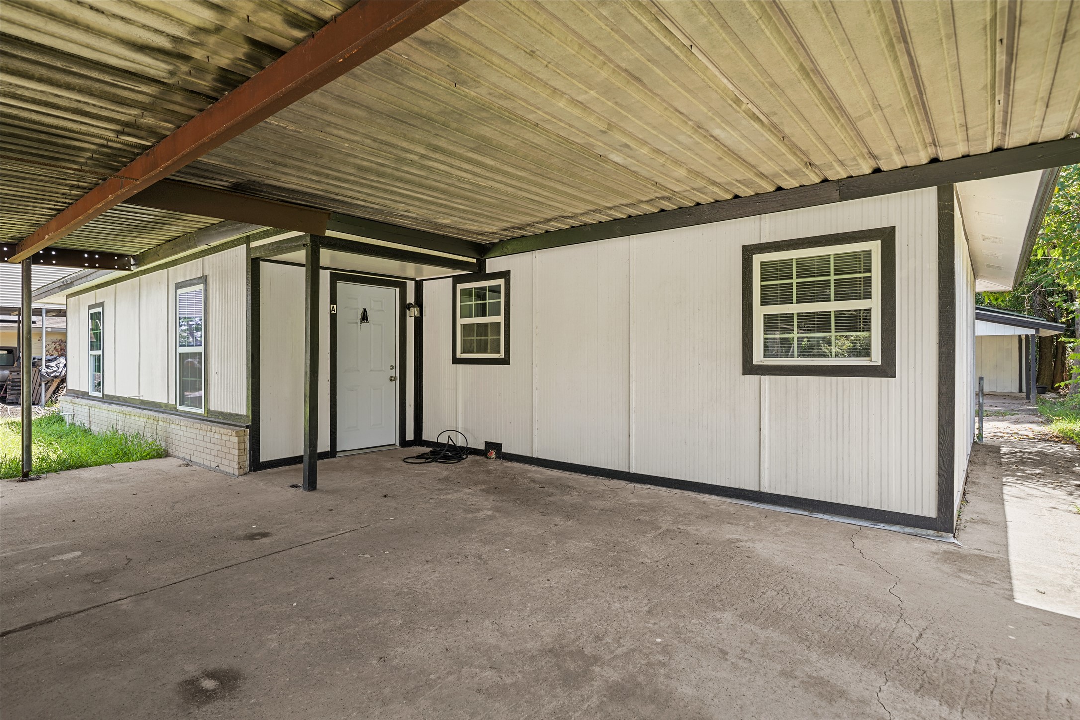 3214 Brea Crest Street Property Photo 2