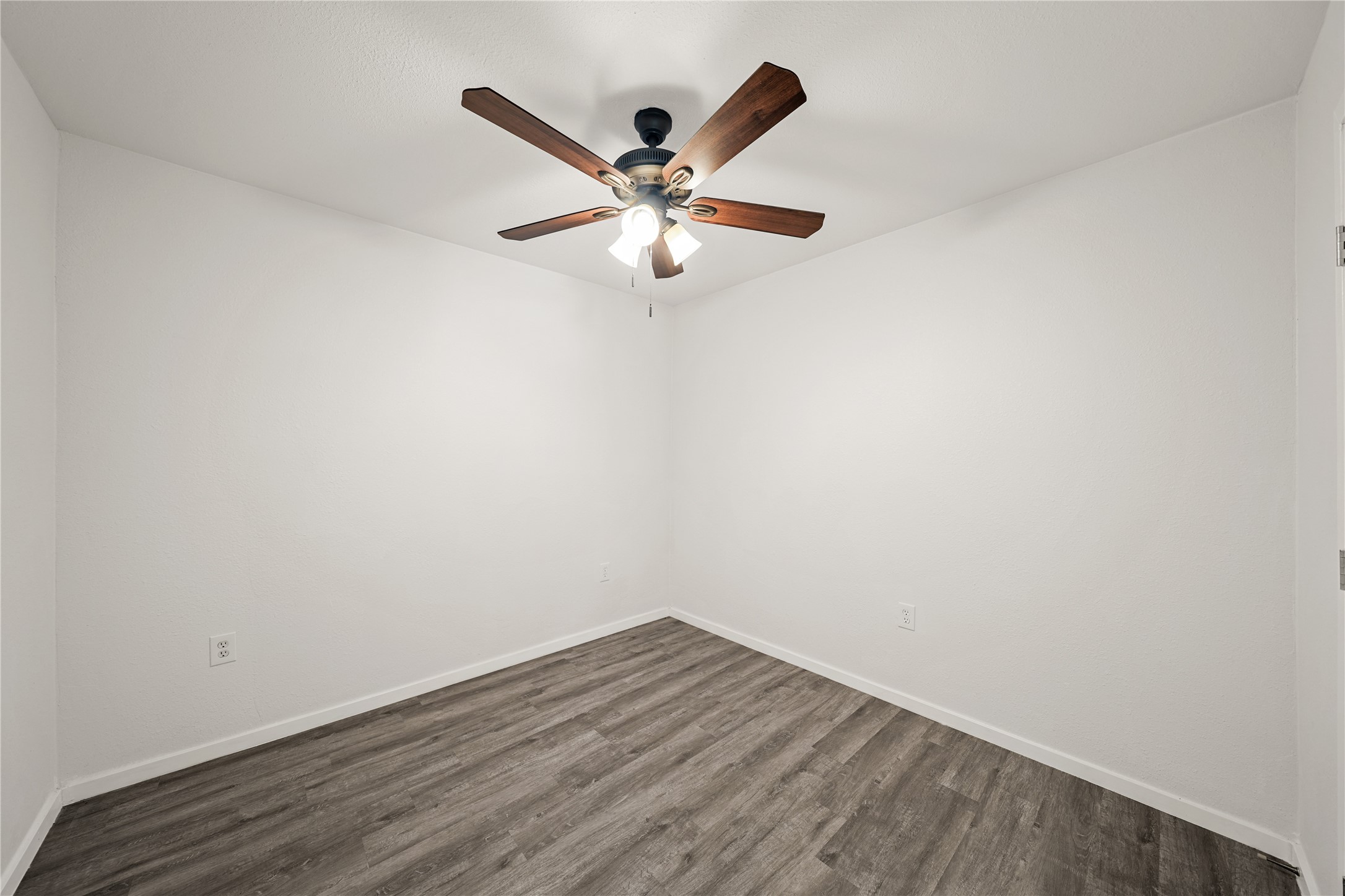 3214 Brea Crest Street Property Photo 8