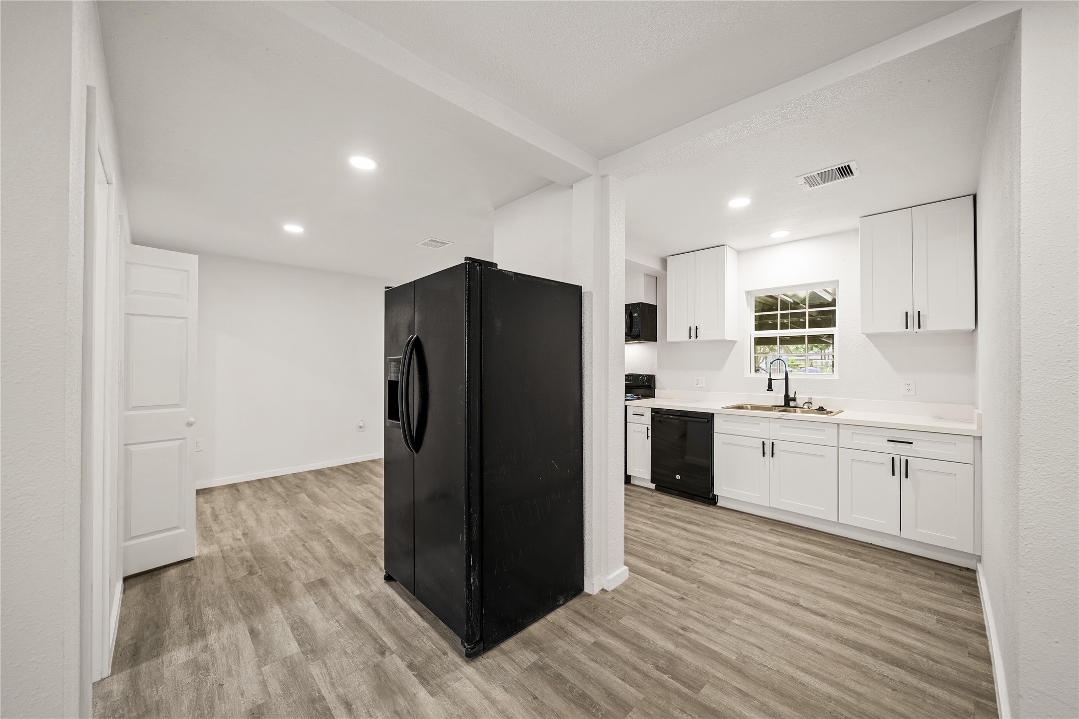 3214 Brea Crest Street Property Photo 10