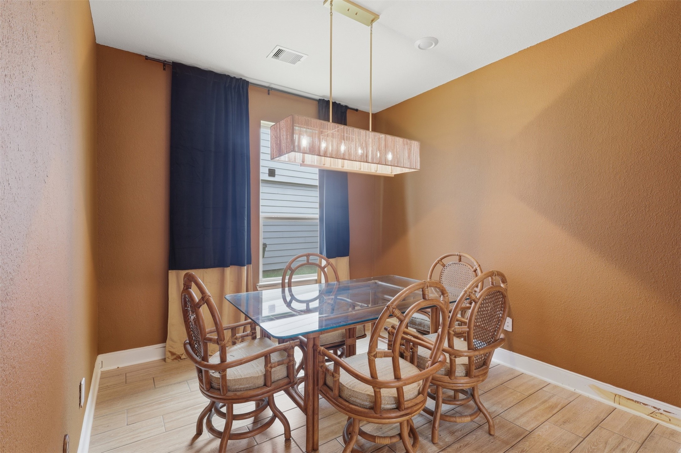 12912 Zivah Lane Property Photo 11