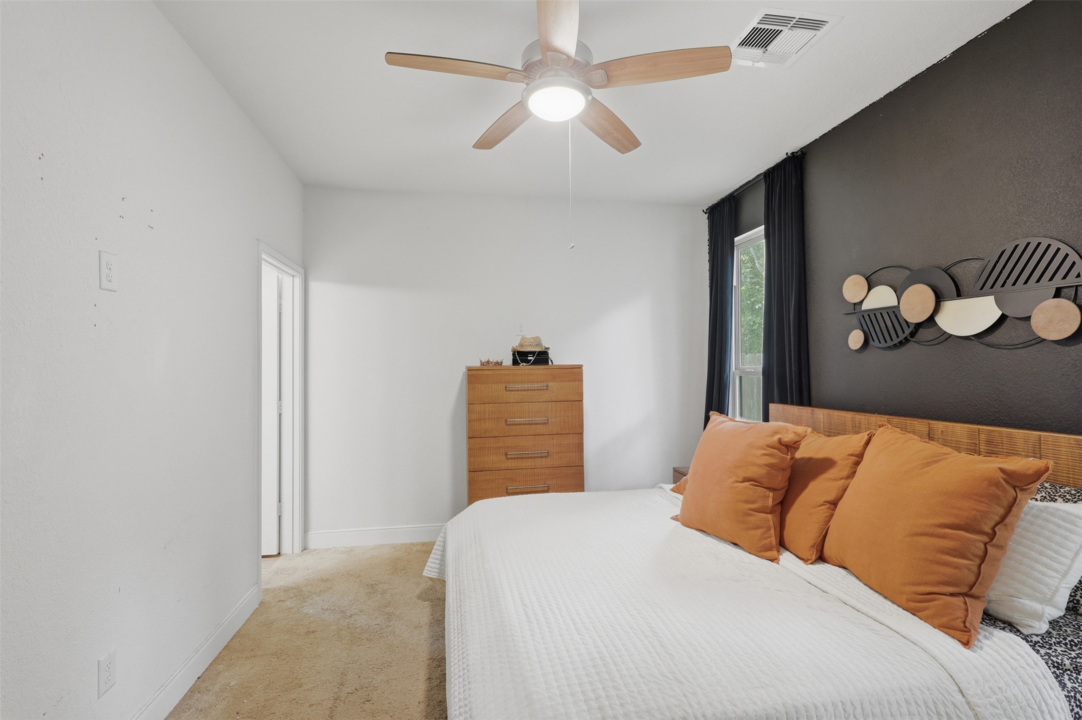 12912 Zivah Lane Property Photo 14