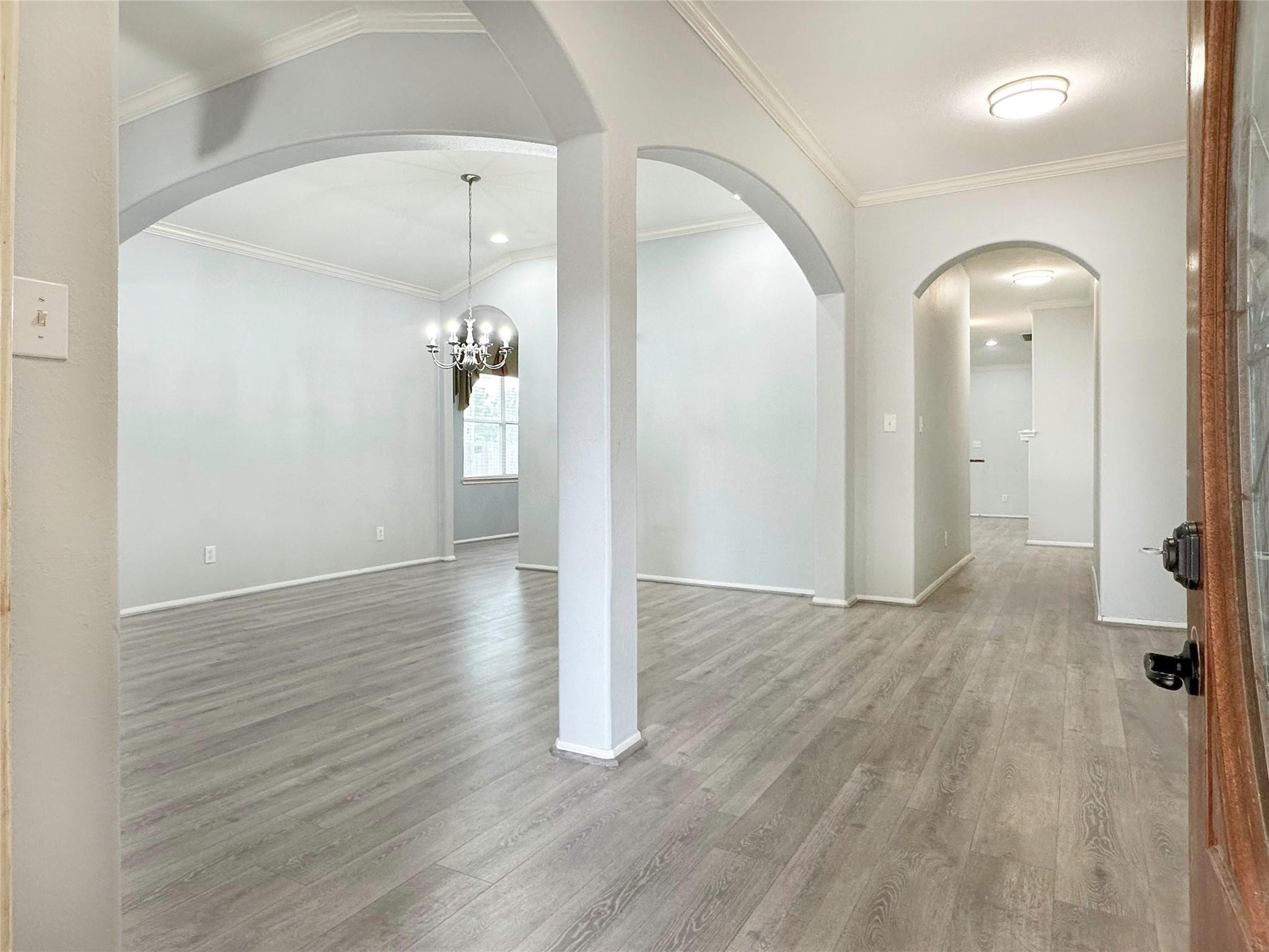 2910 Lemmingham Drive Property Photo 4